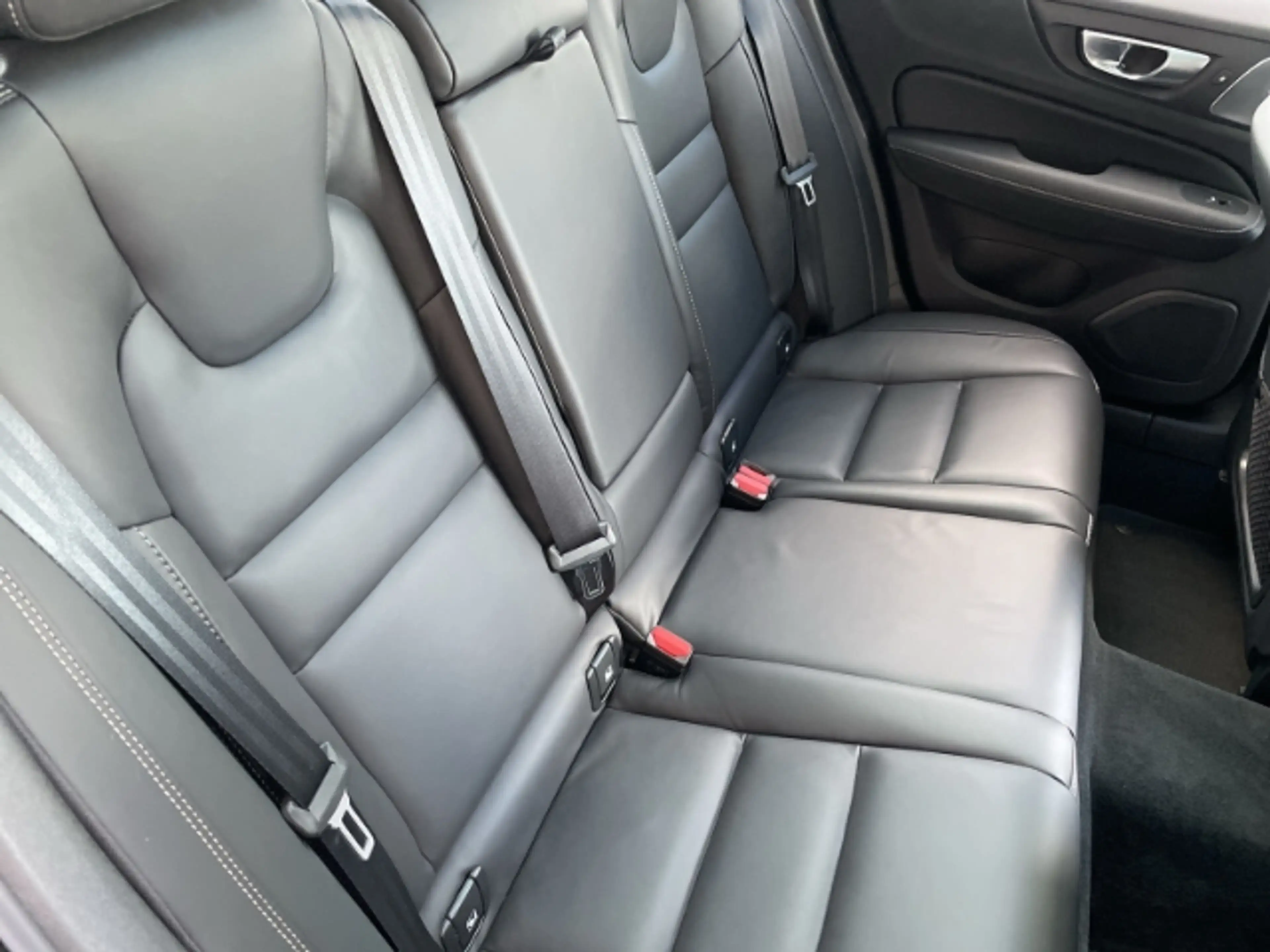 Volvo V60 Cross Country B5 AWD Ultimate Mild-Hybrid Autom. Navi , Leder — photo 4