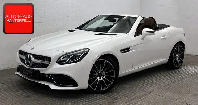 Mercedes-Benz SLC 300 AMG PANO+MEMO+H/K+CARPLAY+AIR-SCARF+