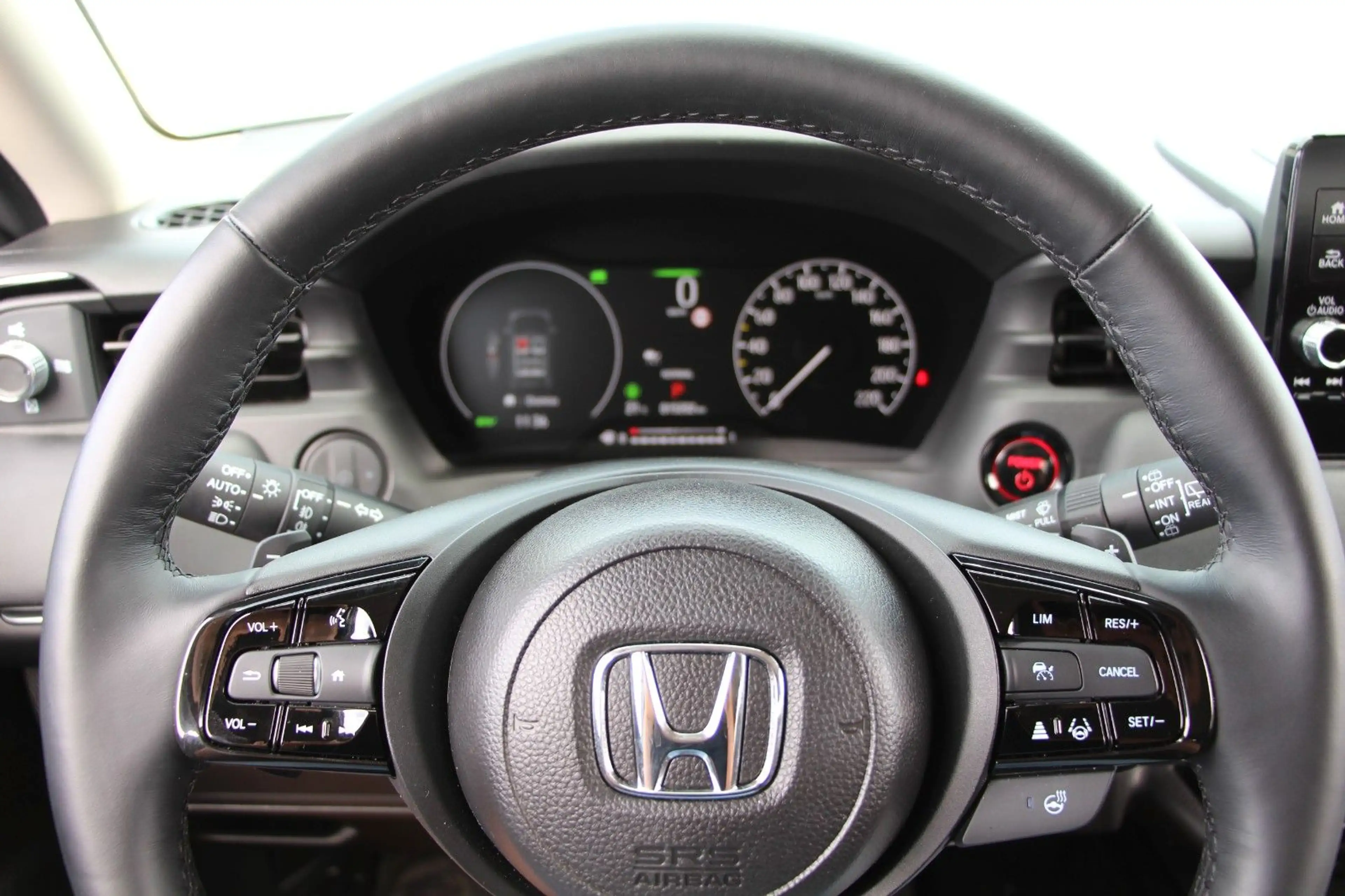 Honda HR-V 1.5 HYBRID LED*TEILLEIDER*360*ACC ADVANCE — photo 14
