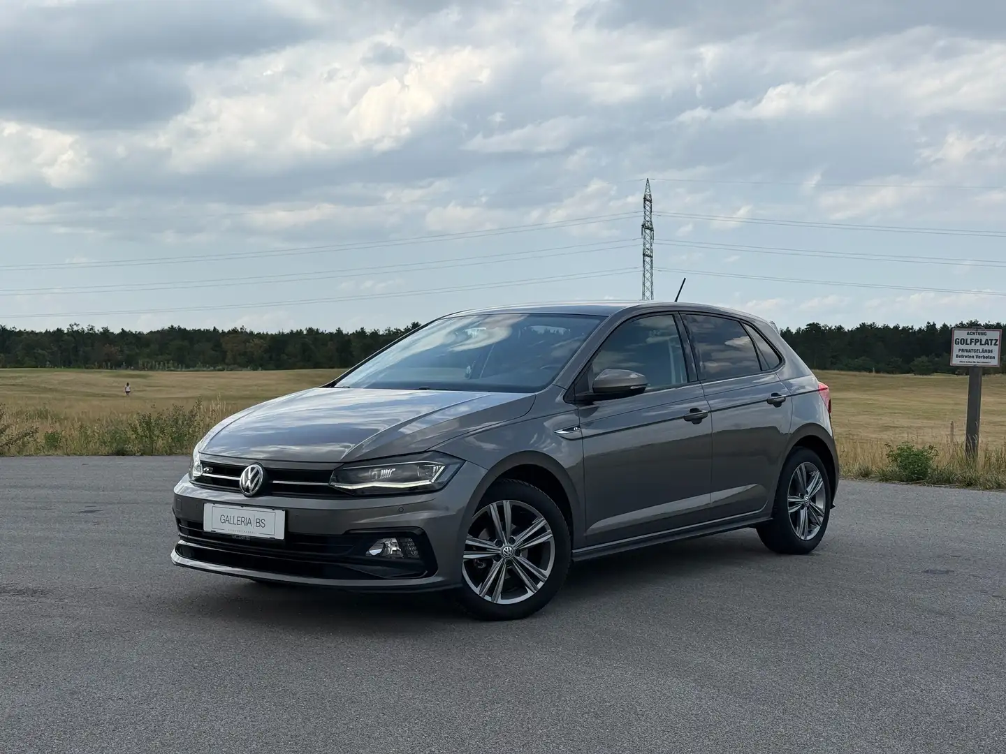 Volkswagen Polo R-Line Grau - 1