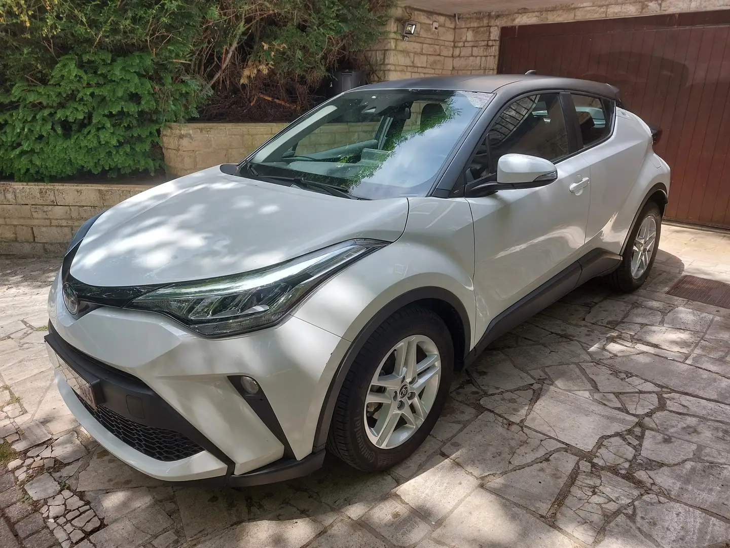Toyota C-HR C-HR Hybrid 1.8i VVT-i C-Enter E-CVT (EU6AP) Blanc - 1