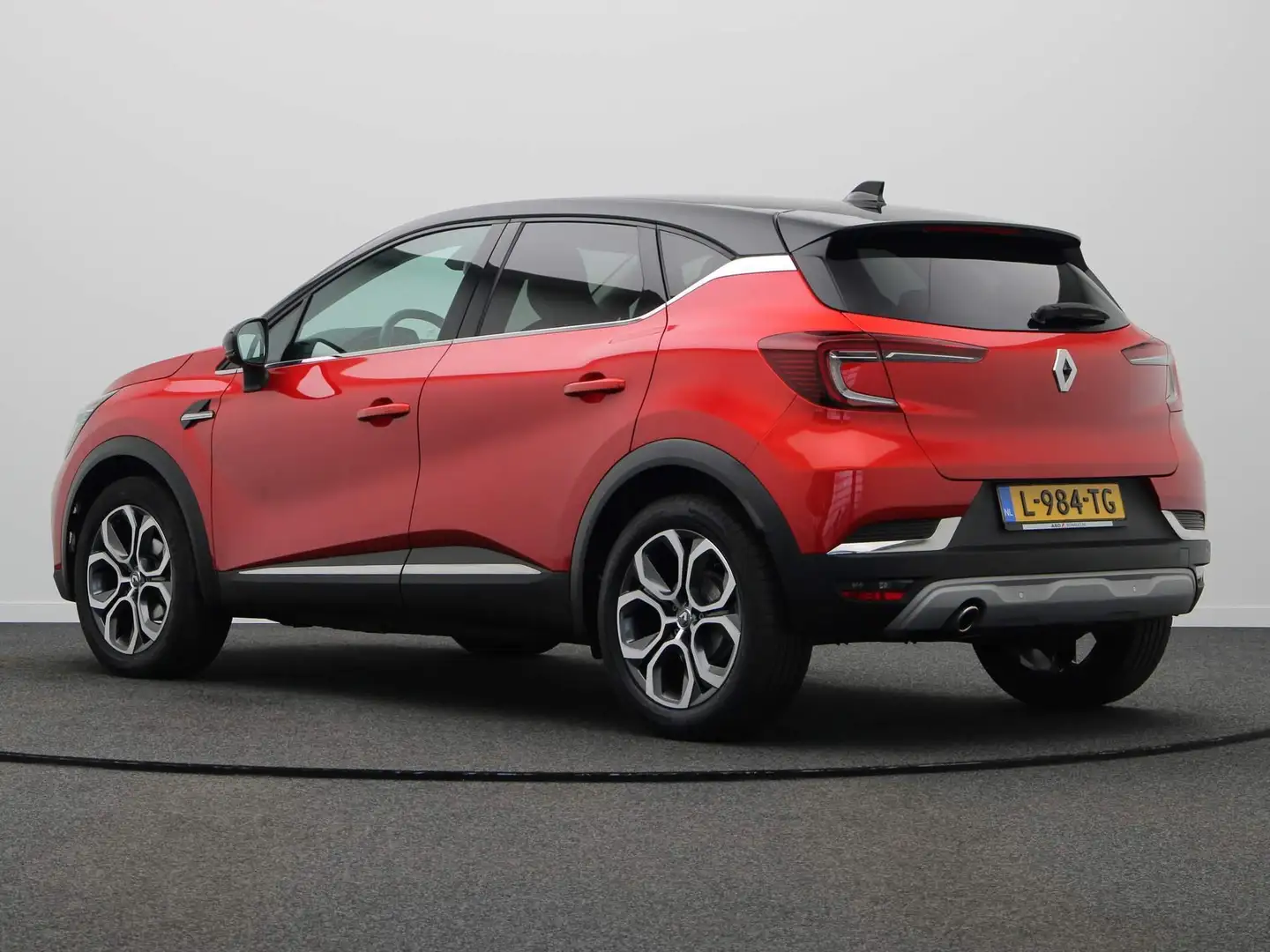 Renault Captur 1.3 TCe 130pk Edition One | 9,3" Easy Link Navi | Rood - 2
