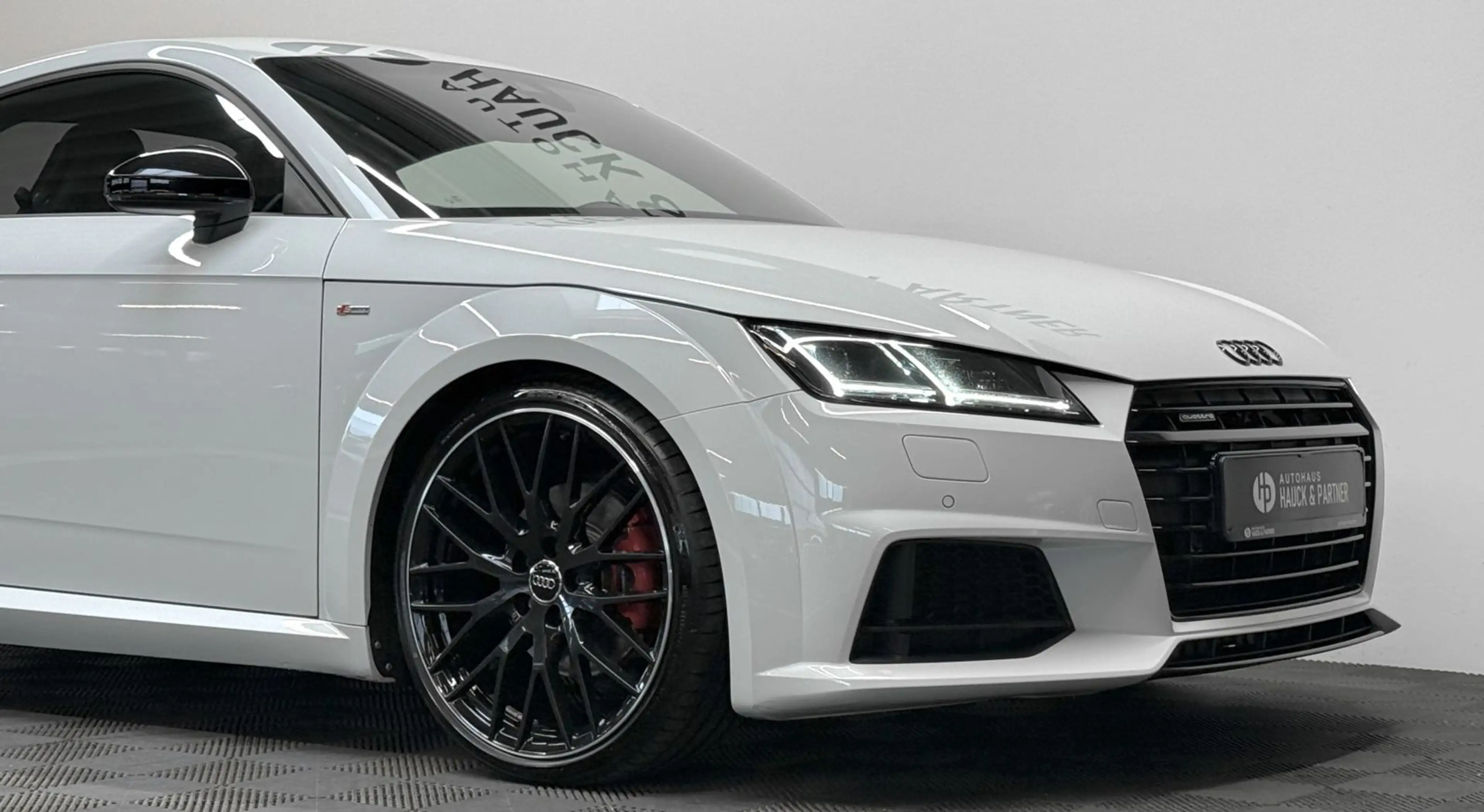 Audi TT q. S-Line Competition*B&O*Key-Go*Navi*20"*LED — photo 8