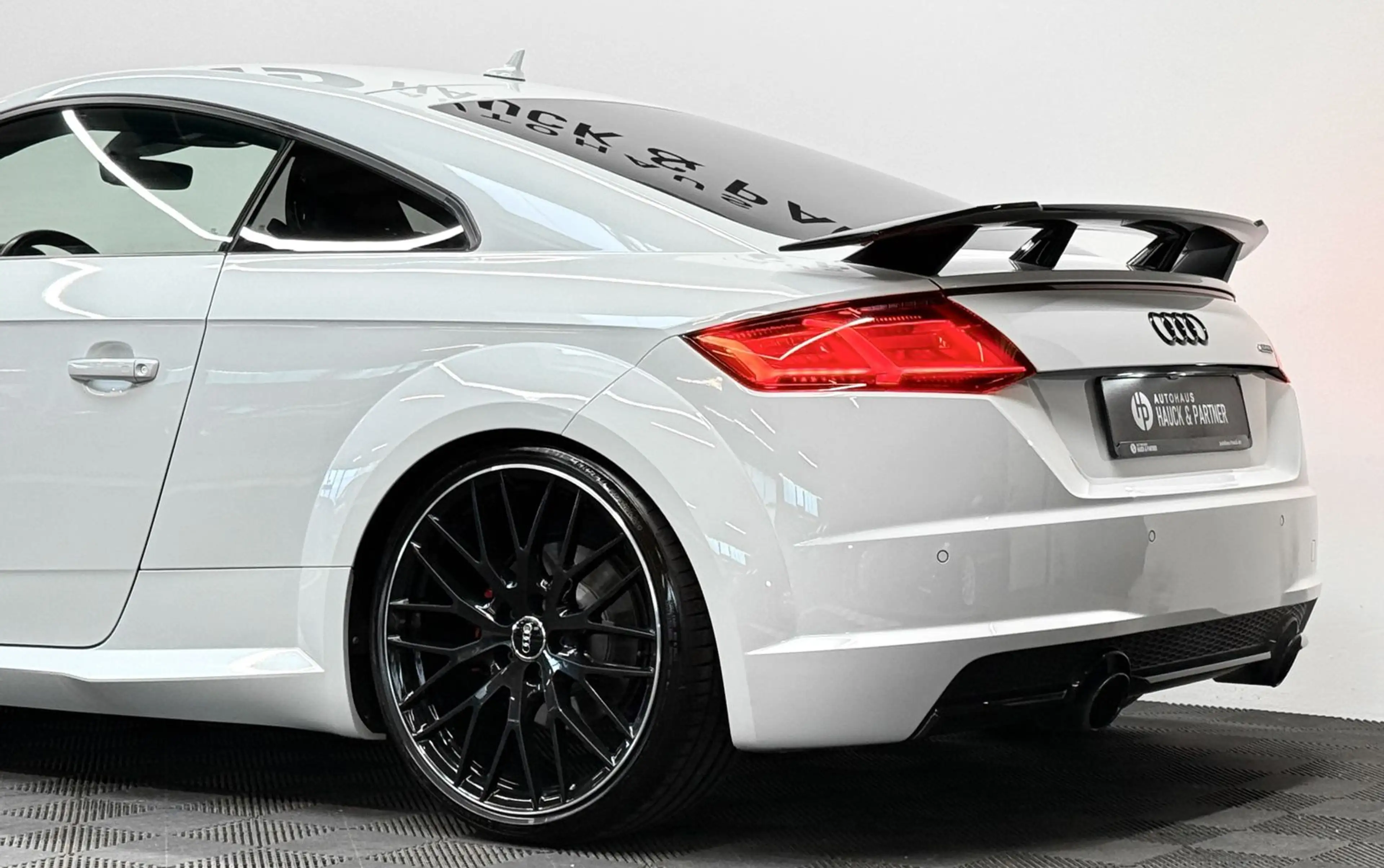 Audi TT q. S-Line Competition*B&O*Key-Go*Navi*20"*LED — photo 5