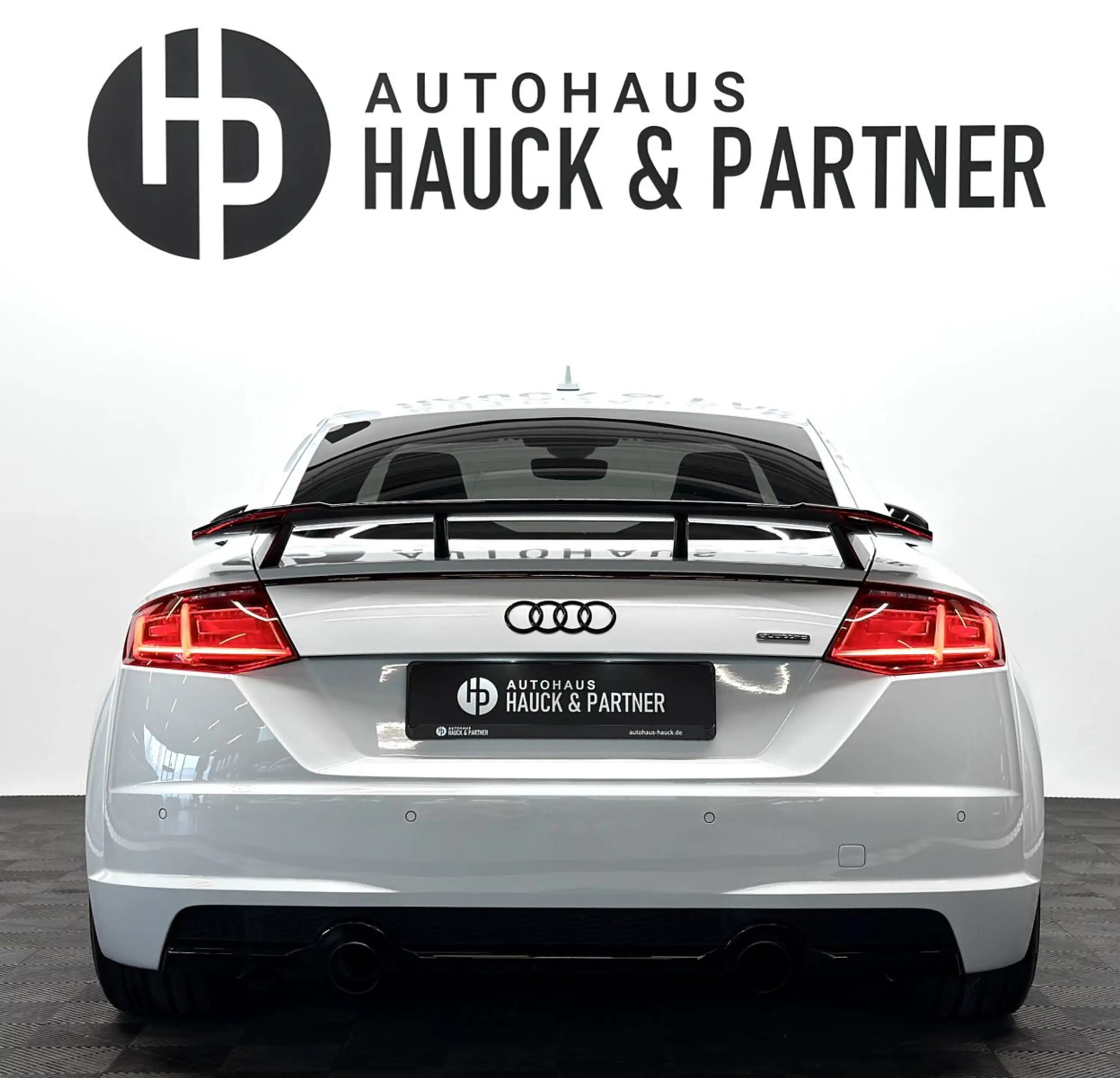 Audi TT q. S-Line Competition*B&O*Key-Go*Navi*20"*LED — photo 9