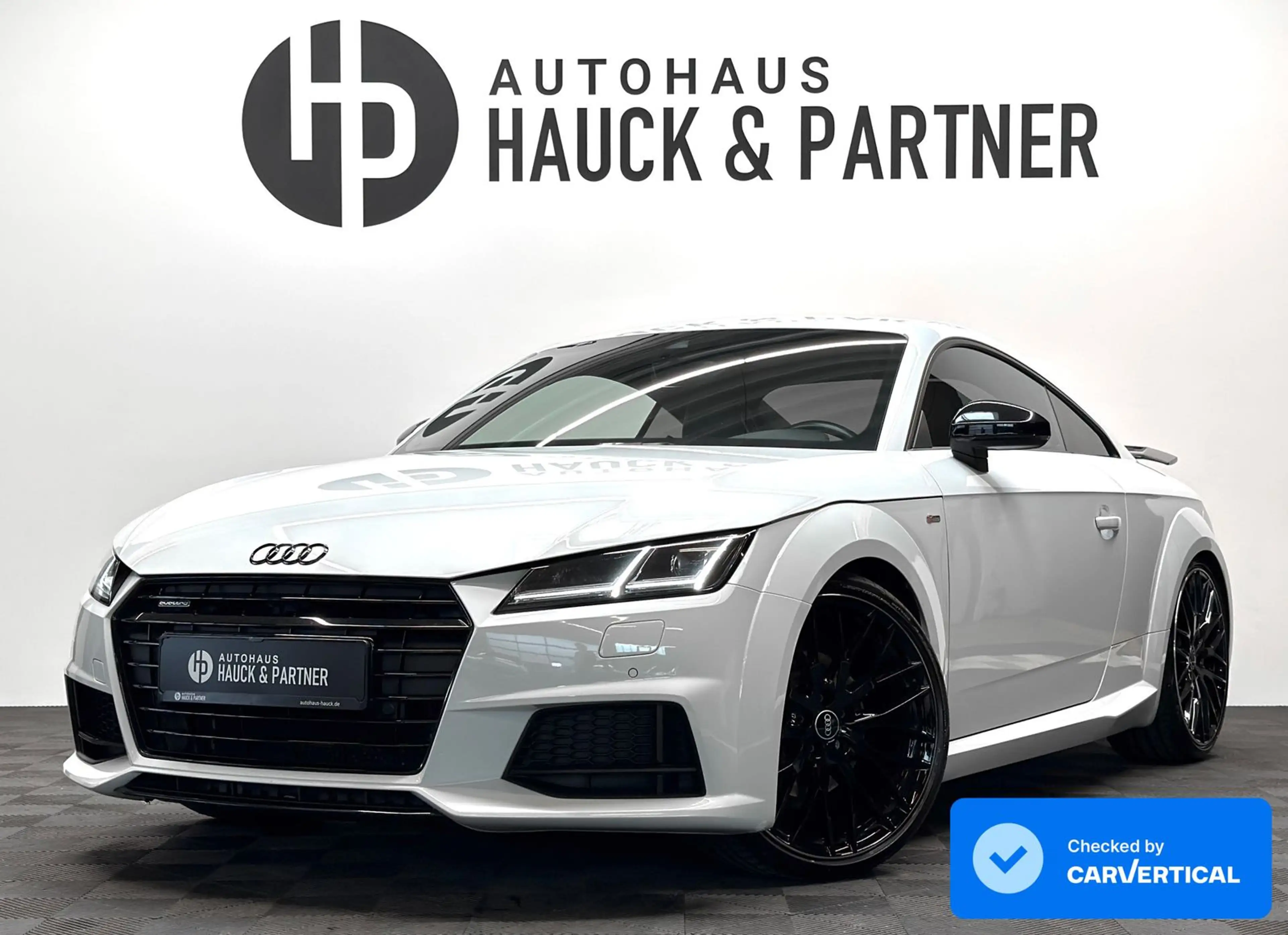 Audi TT q. S-Line Competition*B&O*Key-Go*Navi*20"*LED