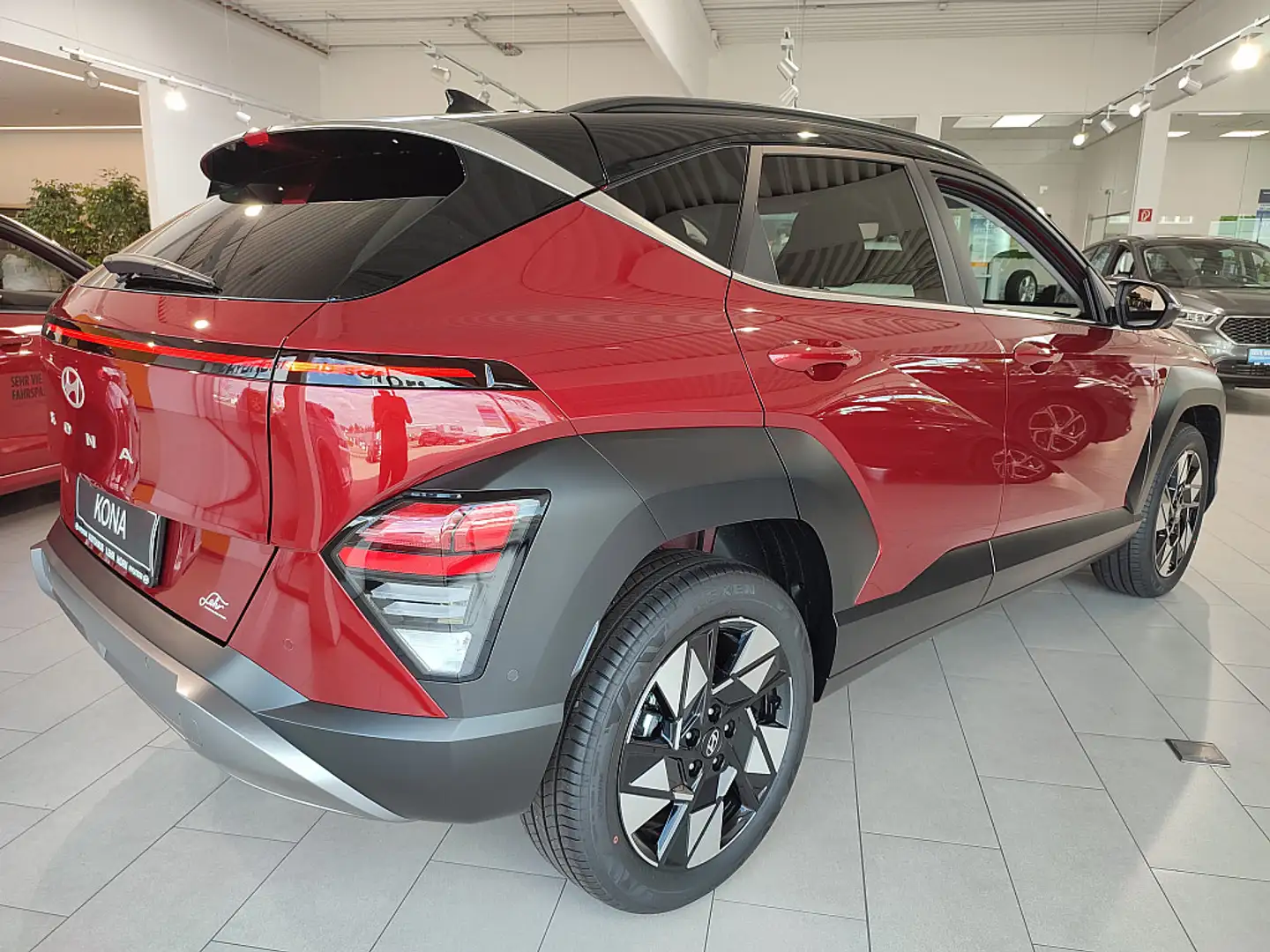 Hyundai KONA 1,0 T-GDi 2WD Prestige Line DCT Rot - 2