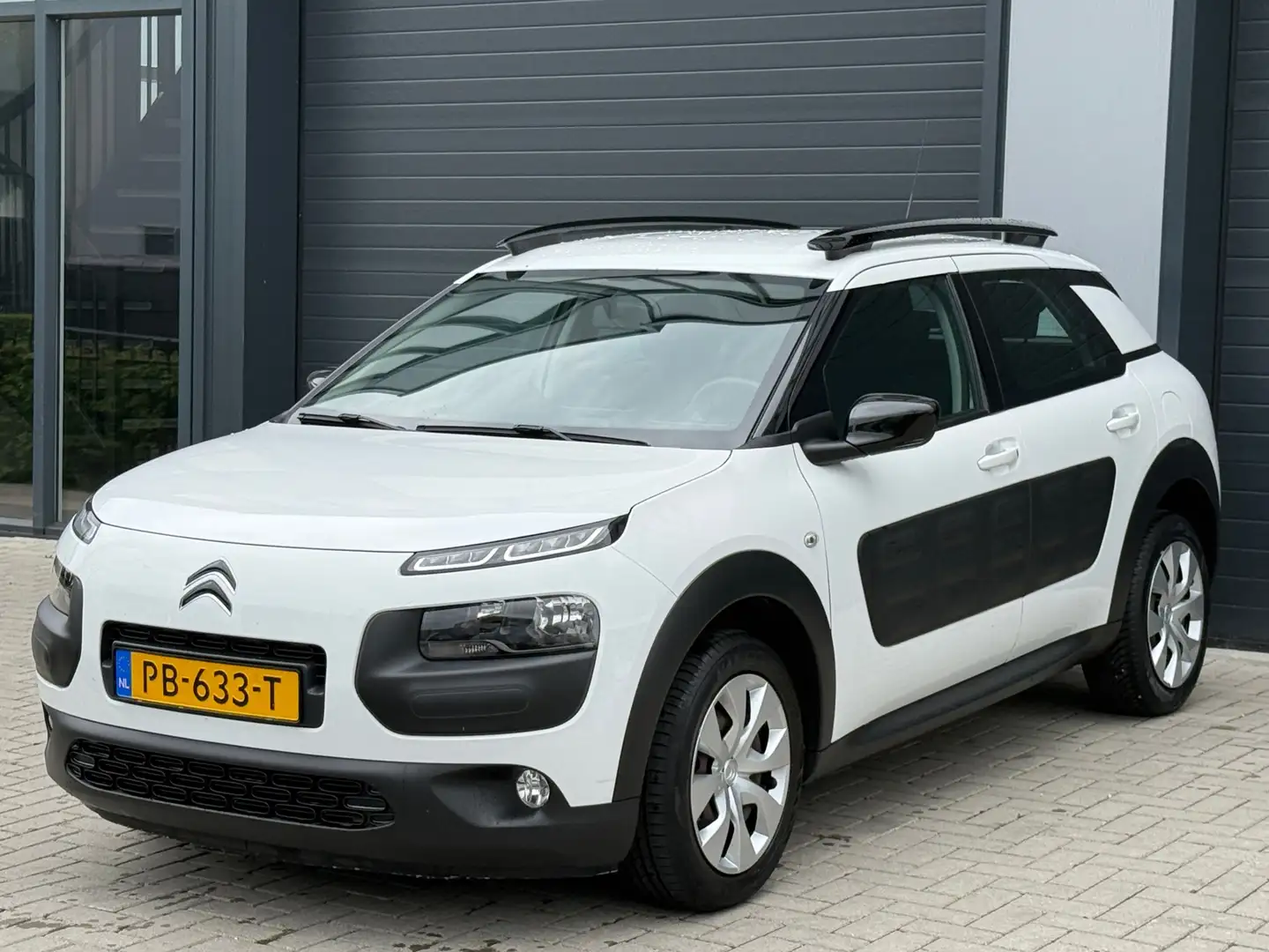 Citroen C4 Cactus 1.2 PureTech Feel 2017 Navi / Airco / APK Weiß - 2
