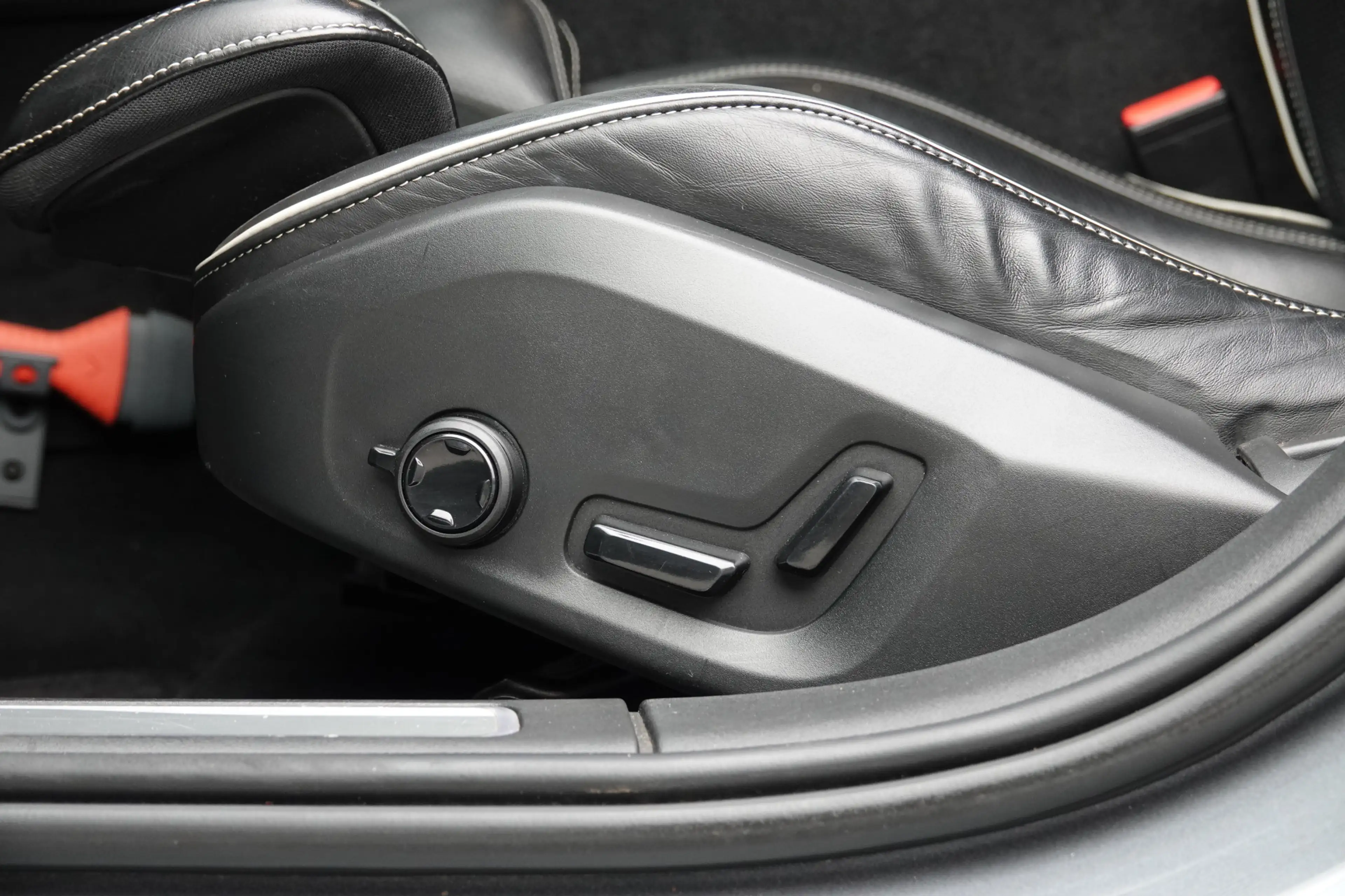 Volvo V90 2.0 T4 R-Design | Harman/Kardon | ACC | Stoel/stuu — photo 13