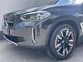 BMW iX3 LEDER/PANO/AHK/19"/ALARM/PARKASS/RÜ.KAM/ACC/MEMORY Grau - thumbnail 4