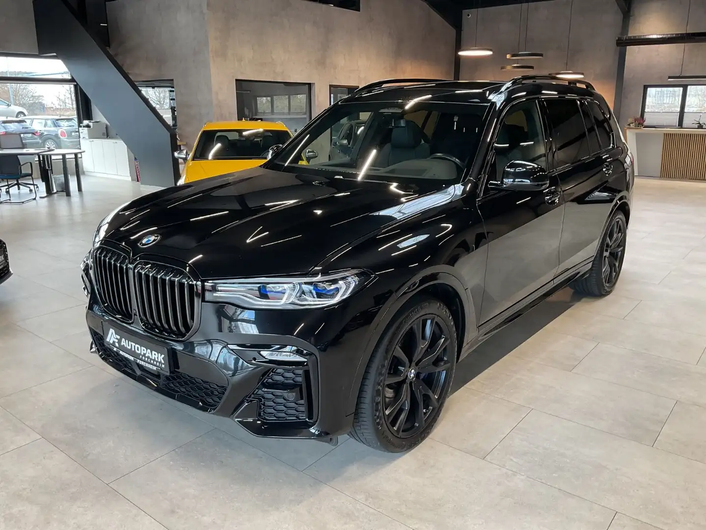 BMW X7 M50i ACC HuD H&K Laser Sky Lounge Standh 360° Noir - 1