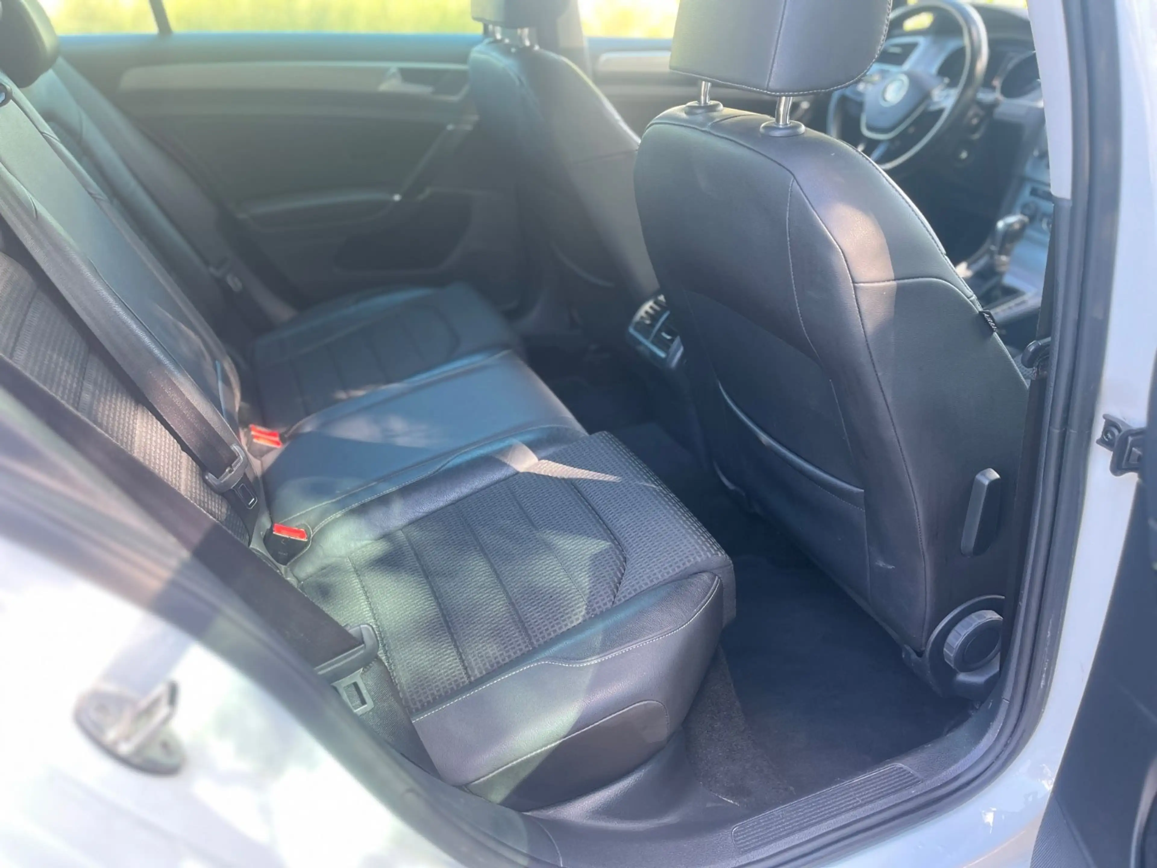 Volkswagen Golf VII Variant Automatik/Massage/EU5/Sitzheiz. — photo 11