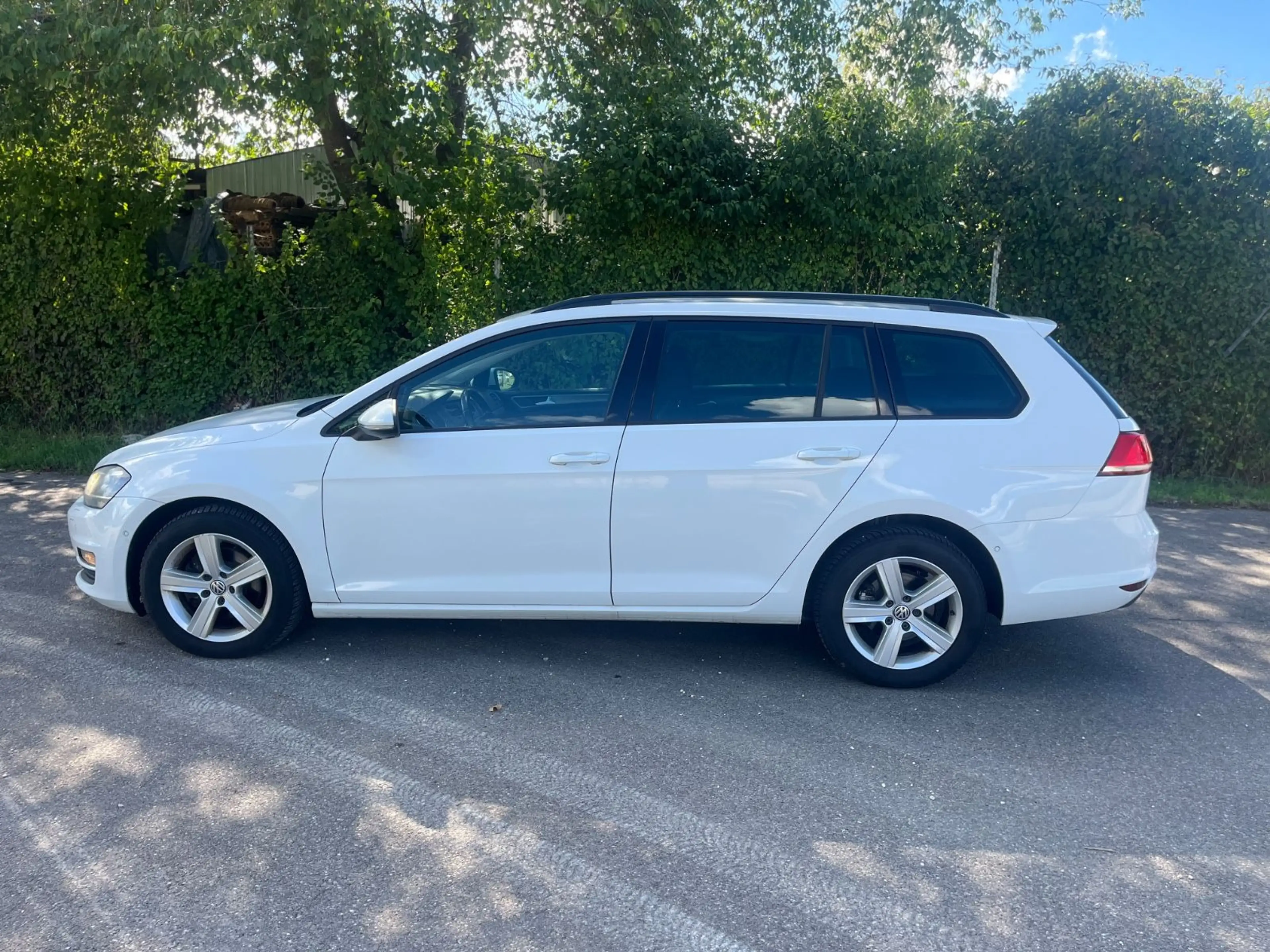 Volkswagen Golf VII Variant Automatik/Massage/EU5/Sitzheiz. — photo 8