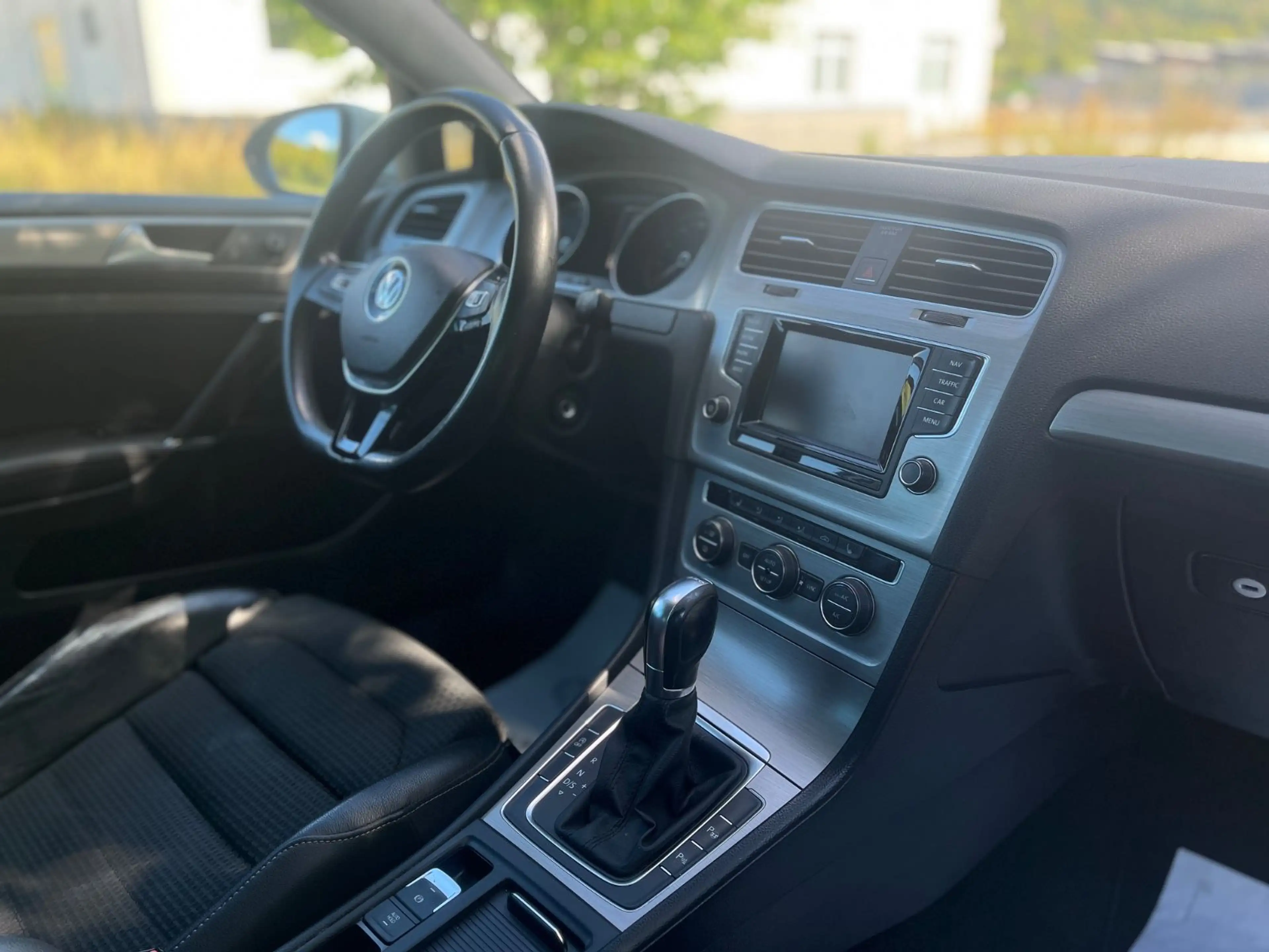 Volkswagen Golf VII Variant Automatik/Massage/EU5/Sitzheiz. — photo 14