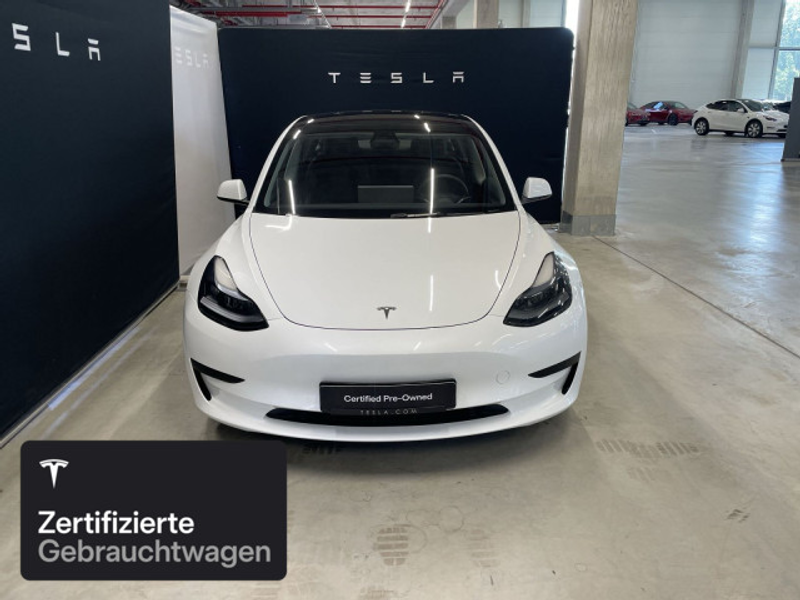 Tesla Model 3 Rear-Wheel Drive — photo 3