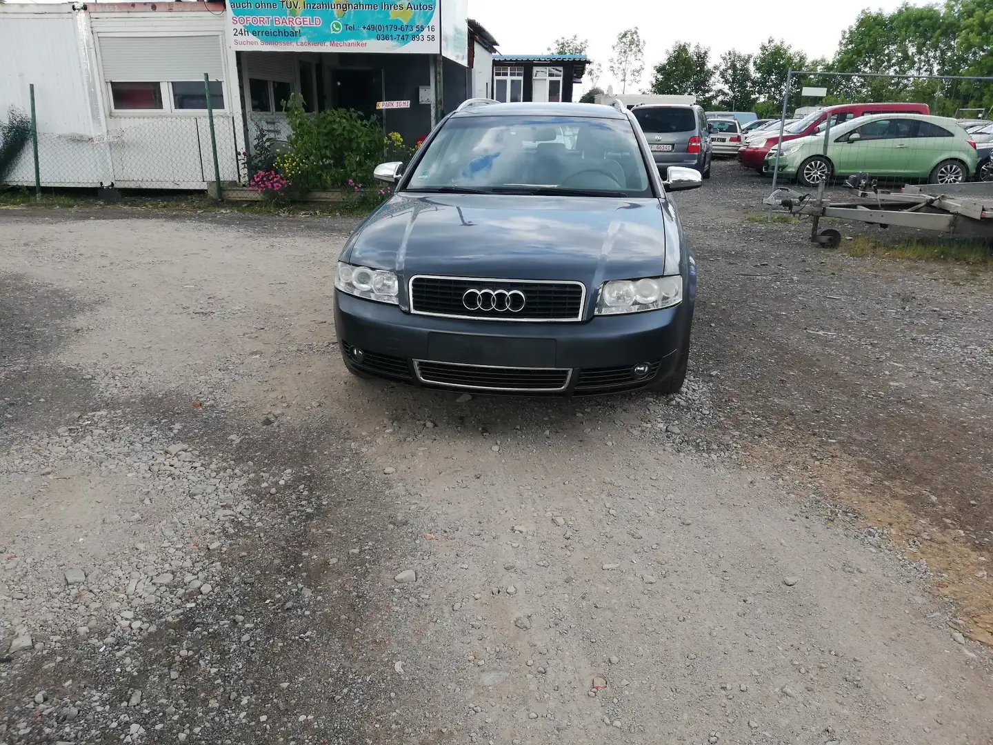 Audi A4 Avant 2.0 Grijs - 1