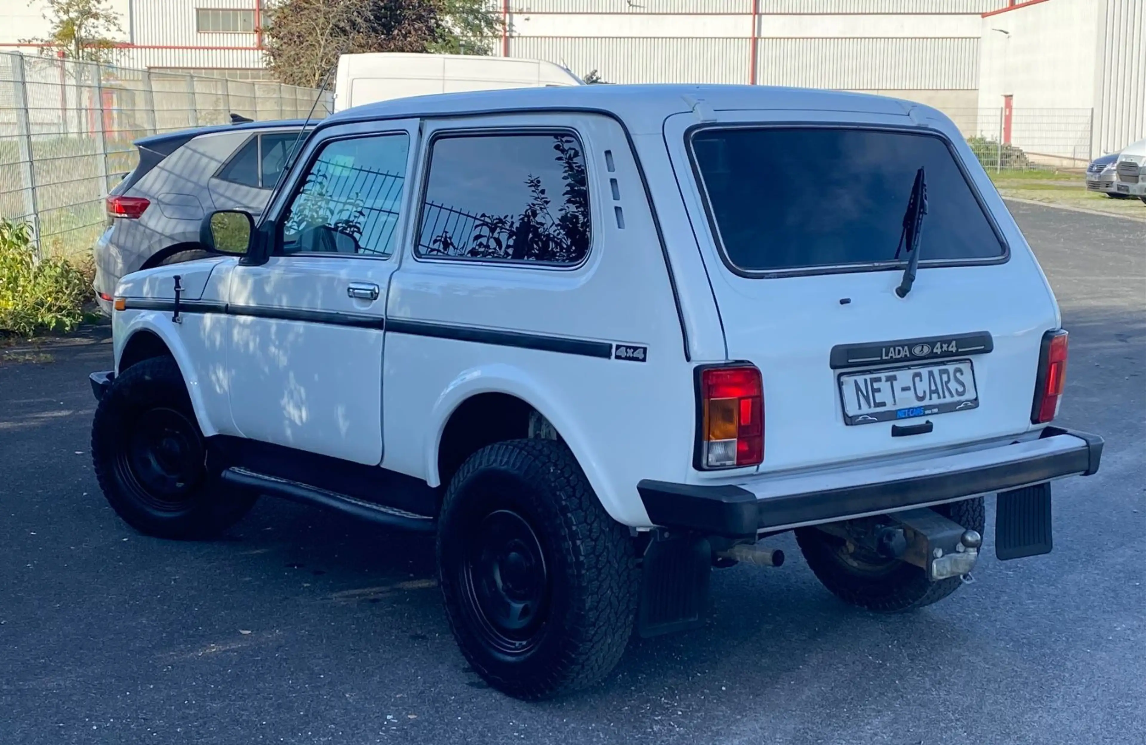 Lada Niva 1.7i 4x4 OFF-Road*Tüv NEU*SEILWINDE*AHK — photo 4