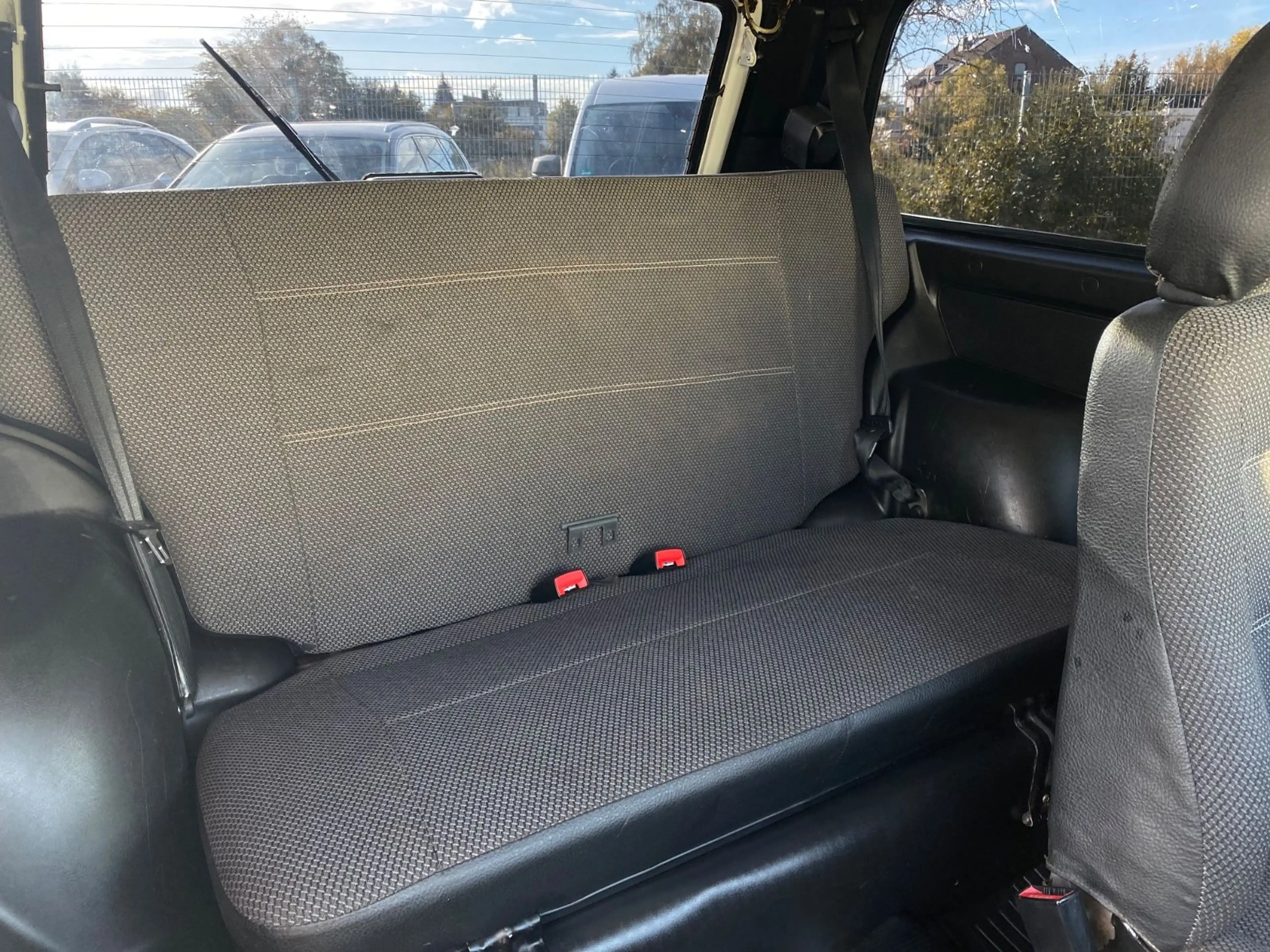 Lada Niva 1.7i 4x4 OFF-Road*Tüv NEU*SEILWINDE*AHK — photo 9