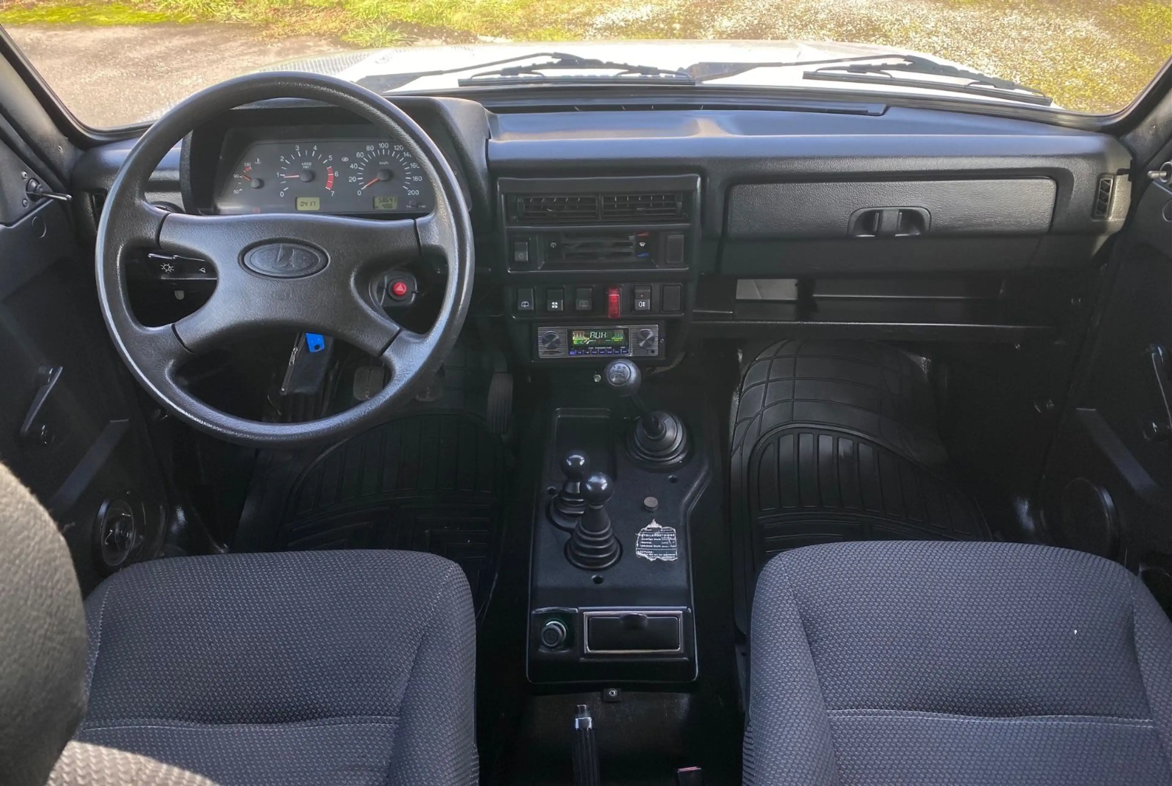 Lada Niva 1.7i 4x4 OFF-Road*Tüv NEU*SEILWINDE*AHK — photo 7