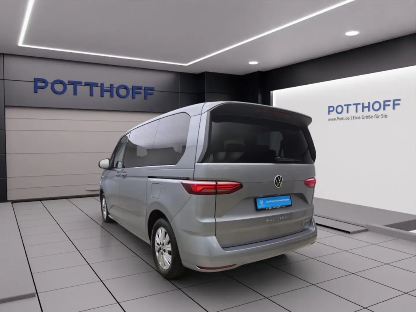 Volkswagen T7 Multivan 1.4 eHybrid DSG NAVI AHK PANO MATRIX Silber - 2
