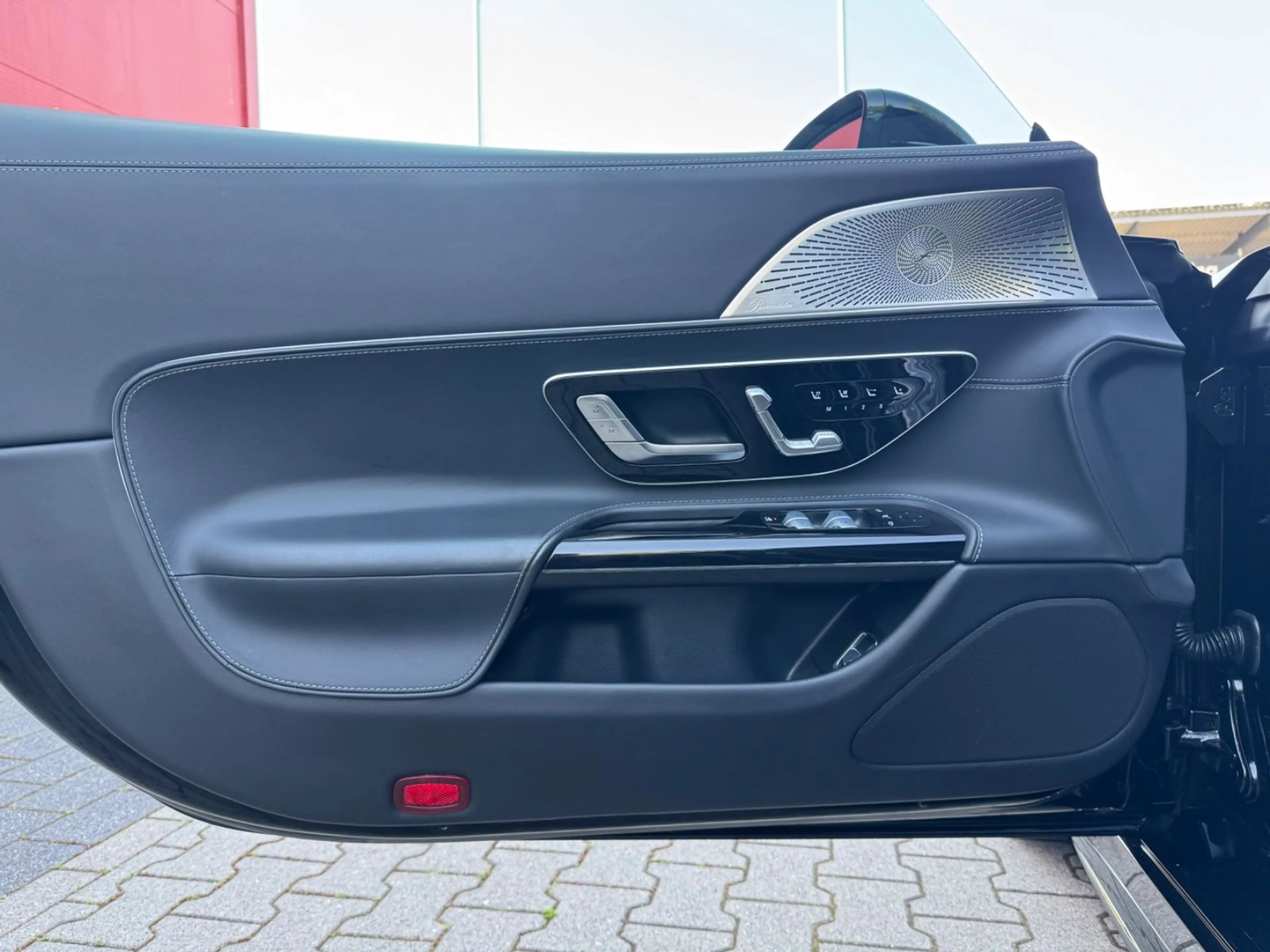 Mercedes-Benz SL 63 AMG 4MATIC+ Night Paket II — photo 15