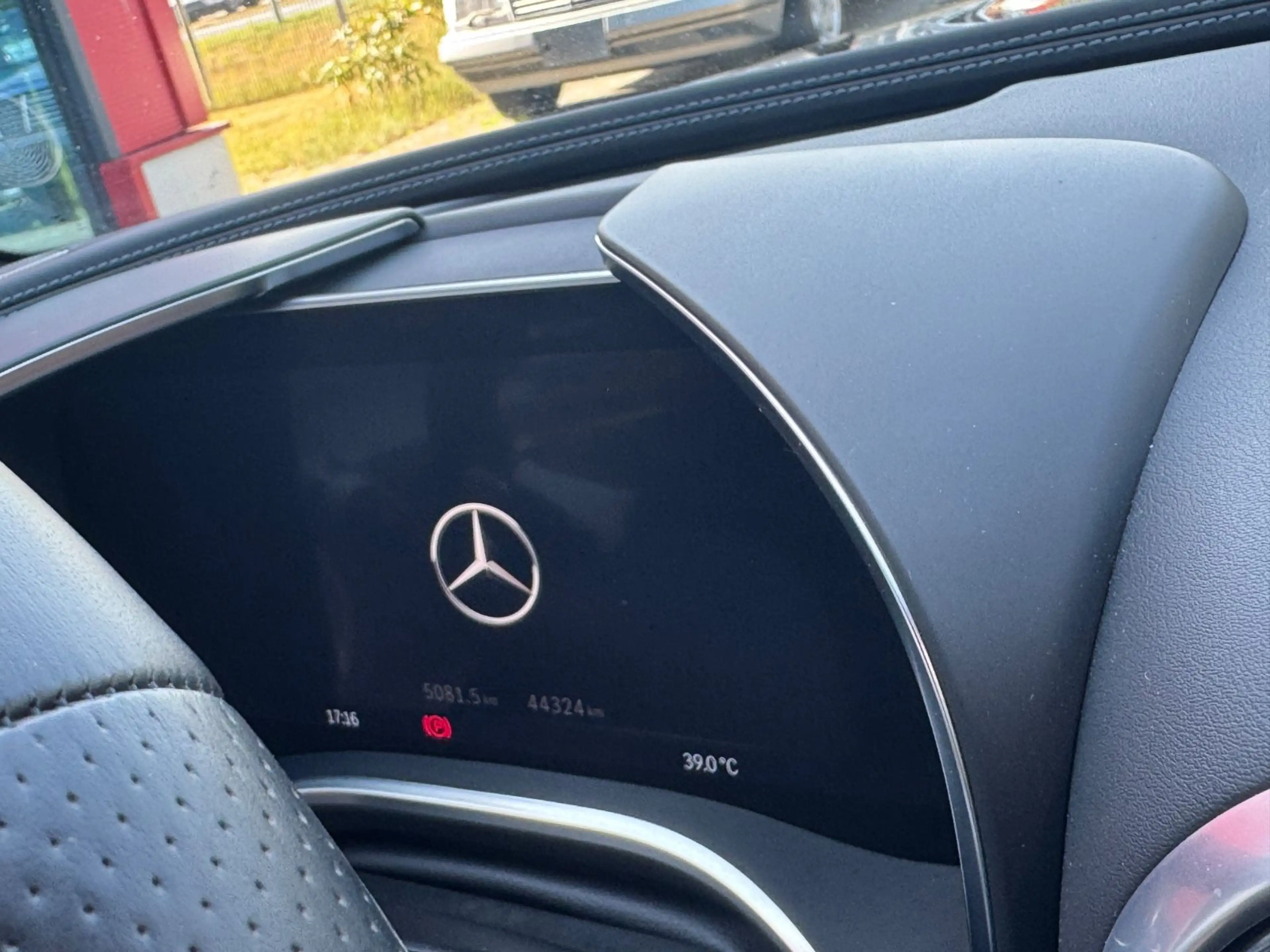 Mercedes-Benz SL 63 AMG 4MATIC+ Night Paket II — photo 14