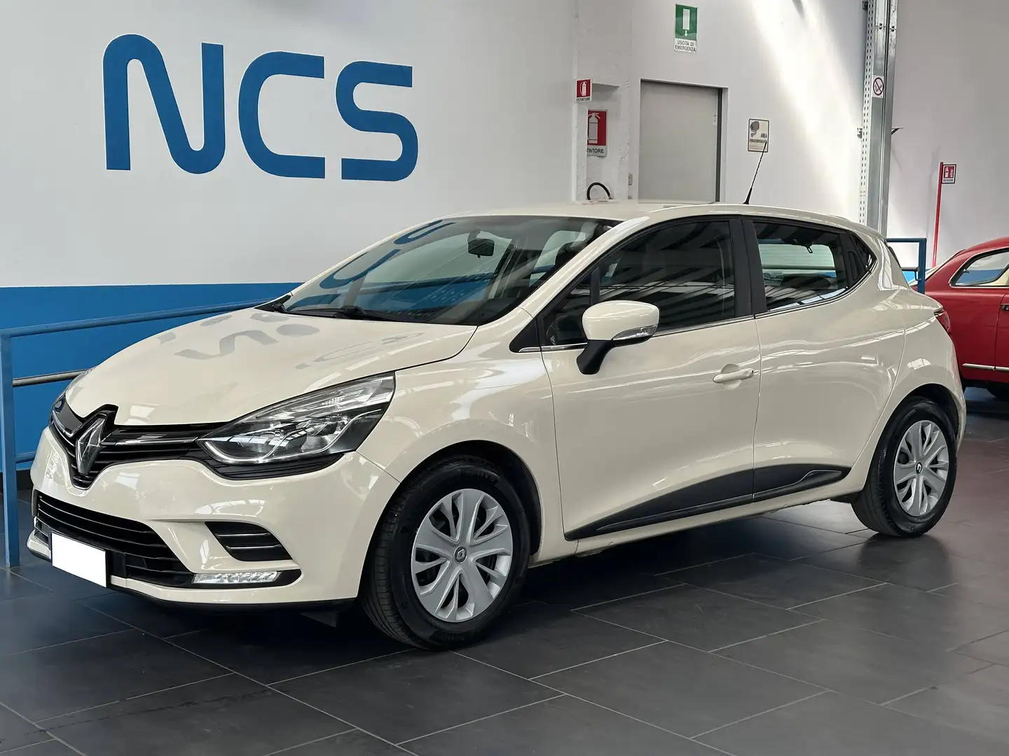 Renault Clio 1.5 dci energy Intens 75CV NEOPATENTATI Beige - 1