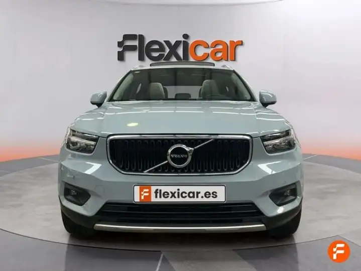 Volvo XC40 2019, foto 2