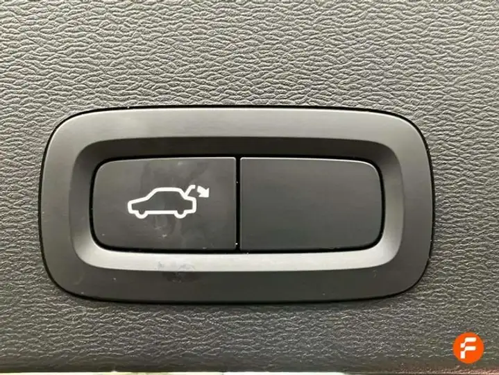 Volvo XC40 2019, foto 22