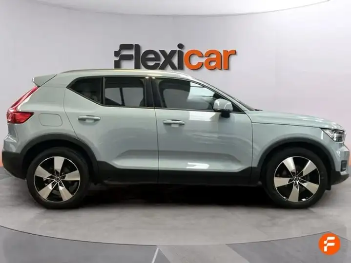Volvo XC40 2019, foto 3