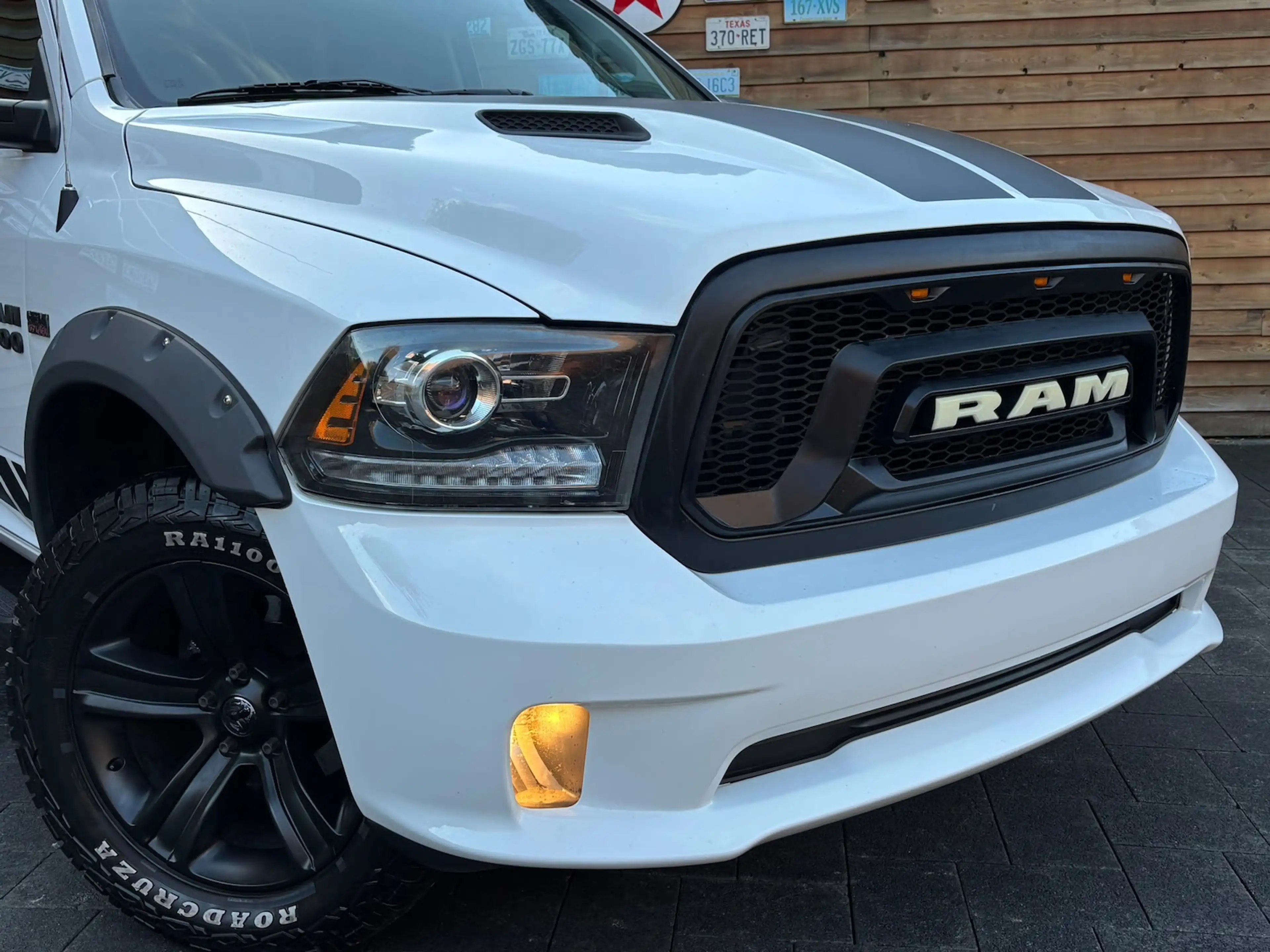 Dodge RAM 1500 Single Cab LPG Leder Sportauspuff — photo 5
