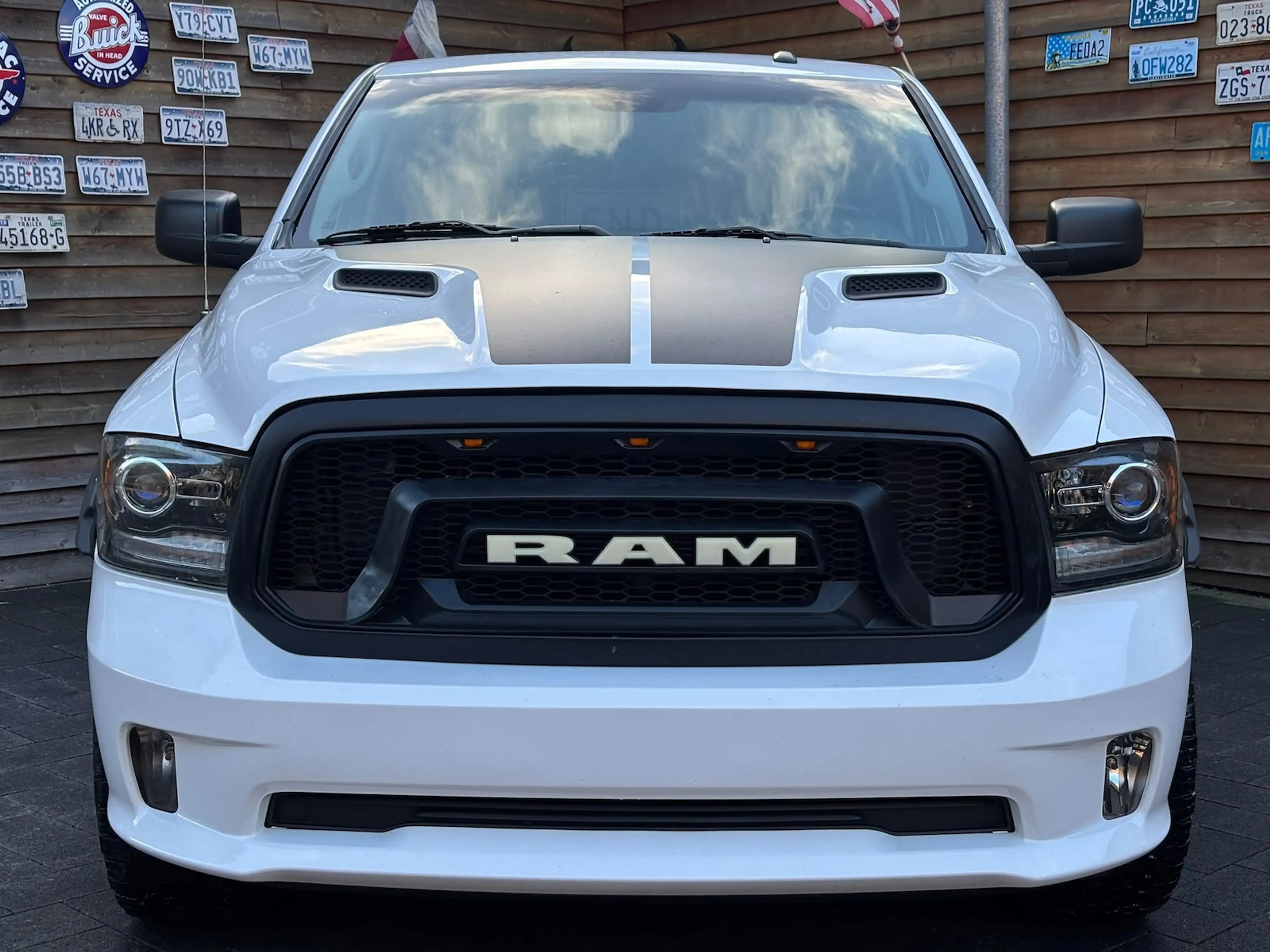 Dodge RAM 1500 Single Cab LPG Leder Sportauspuff — photo 6
