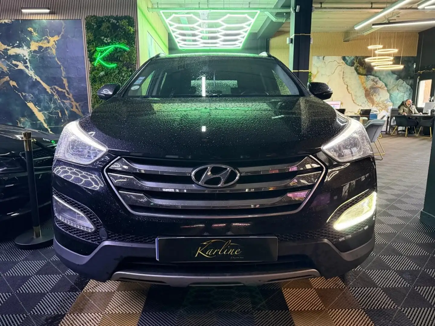 Hyundai SANTA FE 2.2 CRDI 195 cv INTUITIVE 4WD I SIÈGES CHAUFFANTS Noir - 2