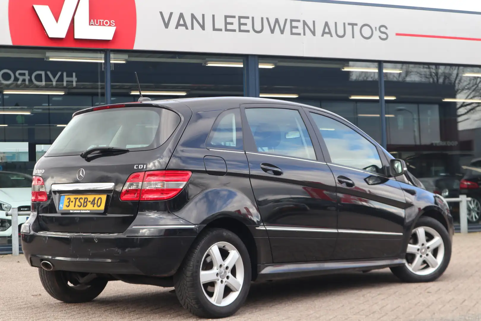 Mercedes-Benz B 180 CDI Business Class | Airco | APK 08-11-2025 | Radi Zwart - 2