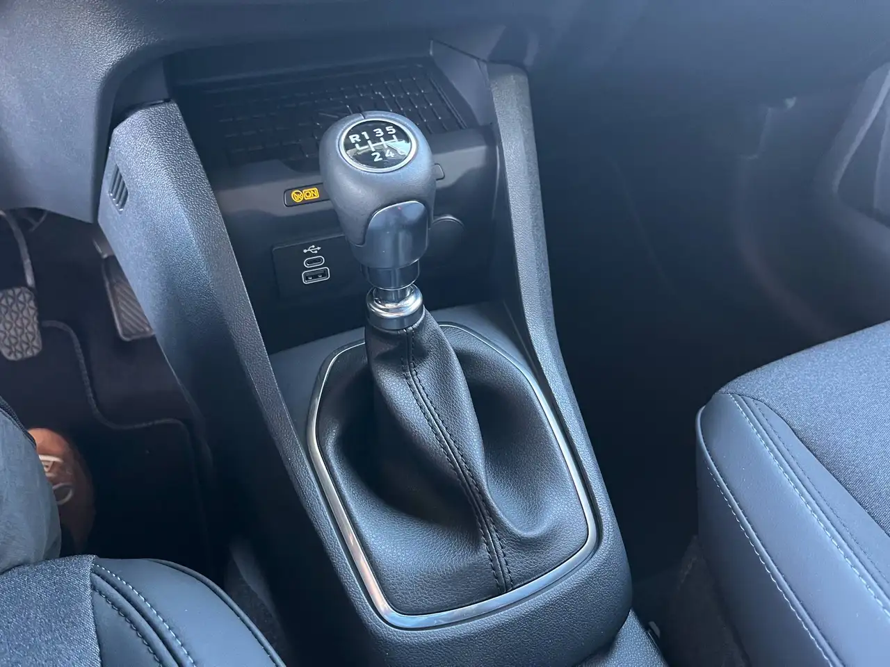 Ford Tourneo Courier 2026 — фото 13