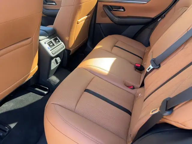 Mazda CX-60 /3.3L/8AT/AWD/HOMURA PLUS Leder Matrix Pano Ansicht 7