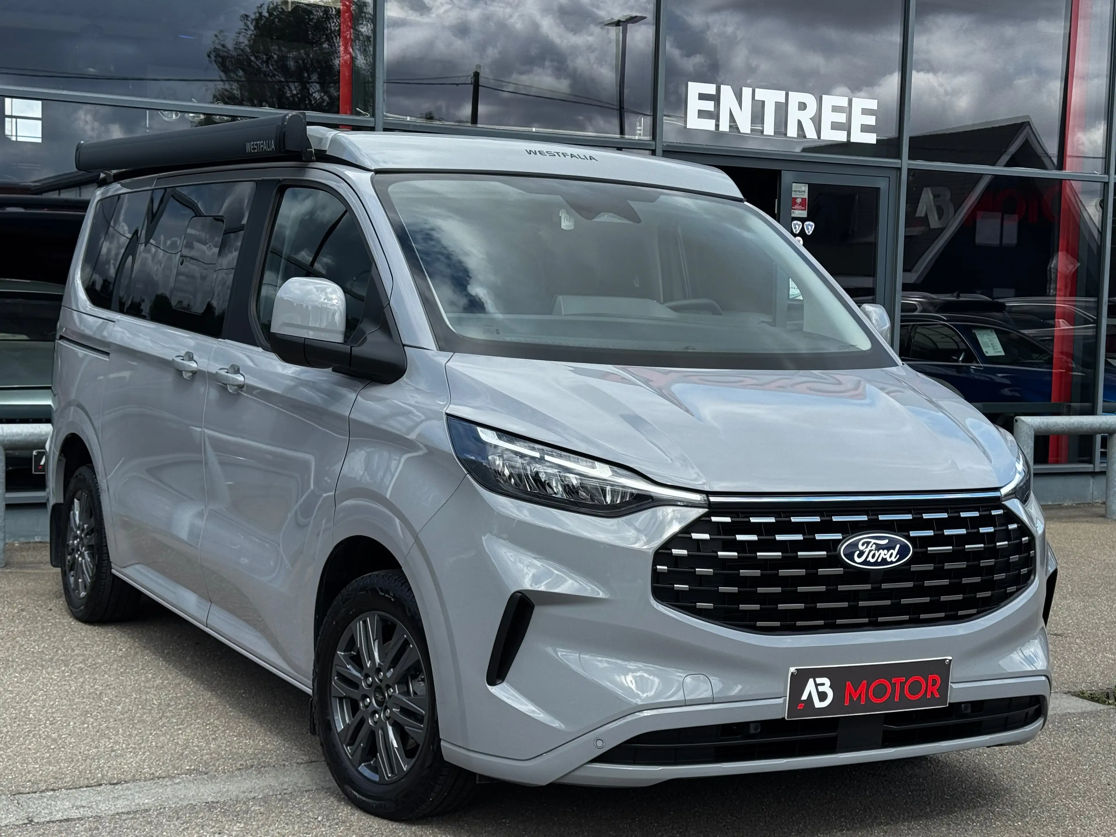 Ford Nugget 2.0 TDCI 170CV CAMPER 320S WESTFALIA BOITE AUTOMATIQUE 5 PLACES 1ER PROPRIETAIRE