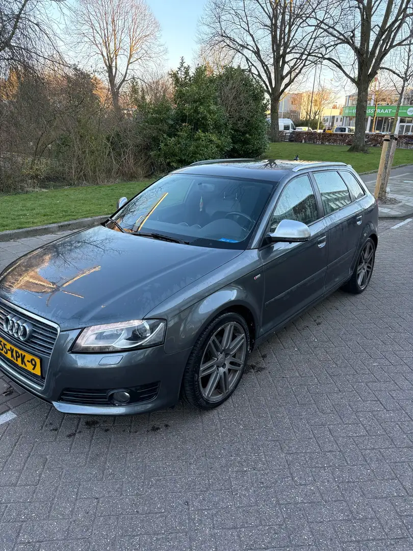 Audi A3 1.4 TFSI S-edition Grijs - 1
