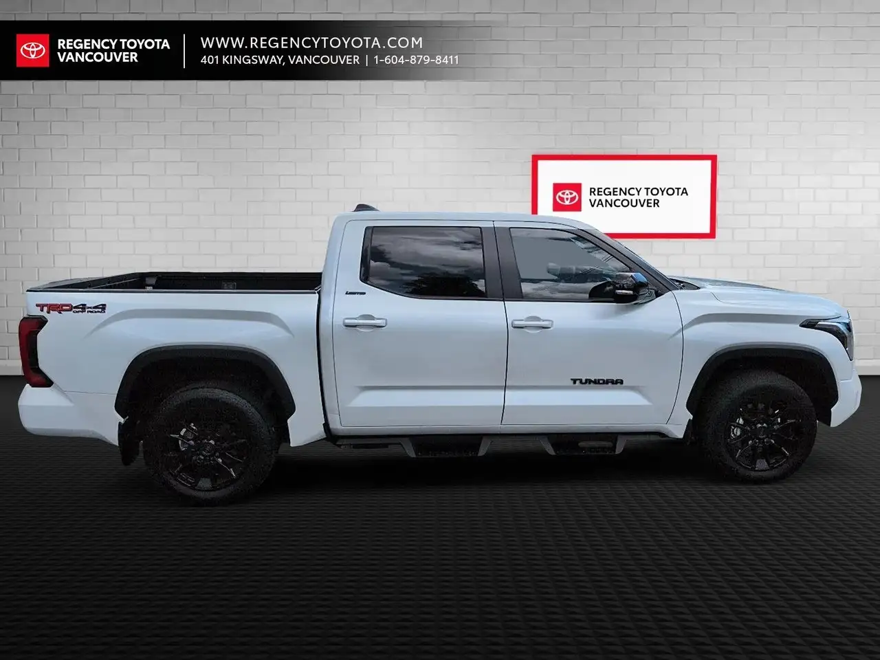 Toyota Tundra снимка Toyota Tundra