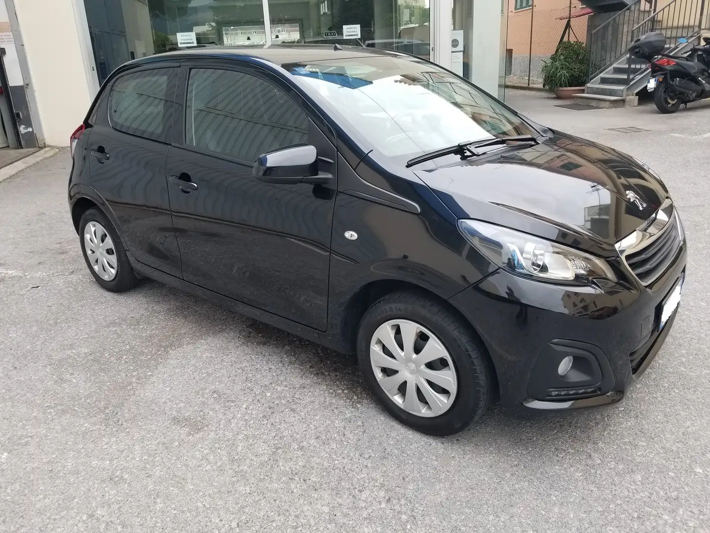Peugeot 108 108 5p 1.0 vti Allure etg5 E6 Nero - 2
