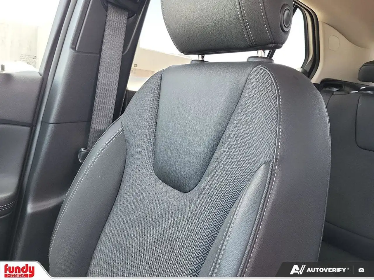 Buick Encore photo Buick Encore