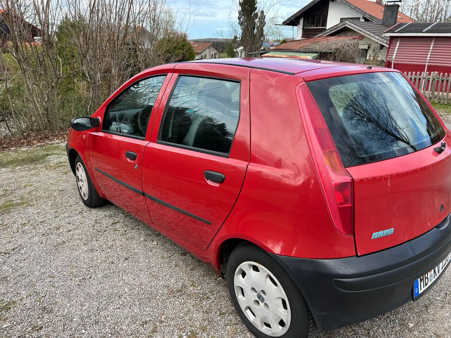 Fiat Punto 1.2 8V Active Rouge - 1
