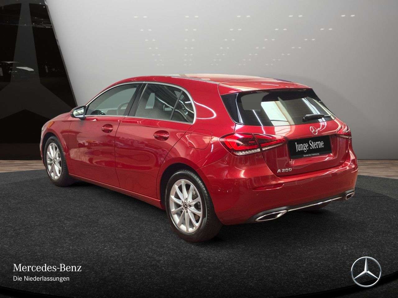 Mercedes-Benz A 200