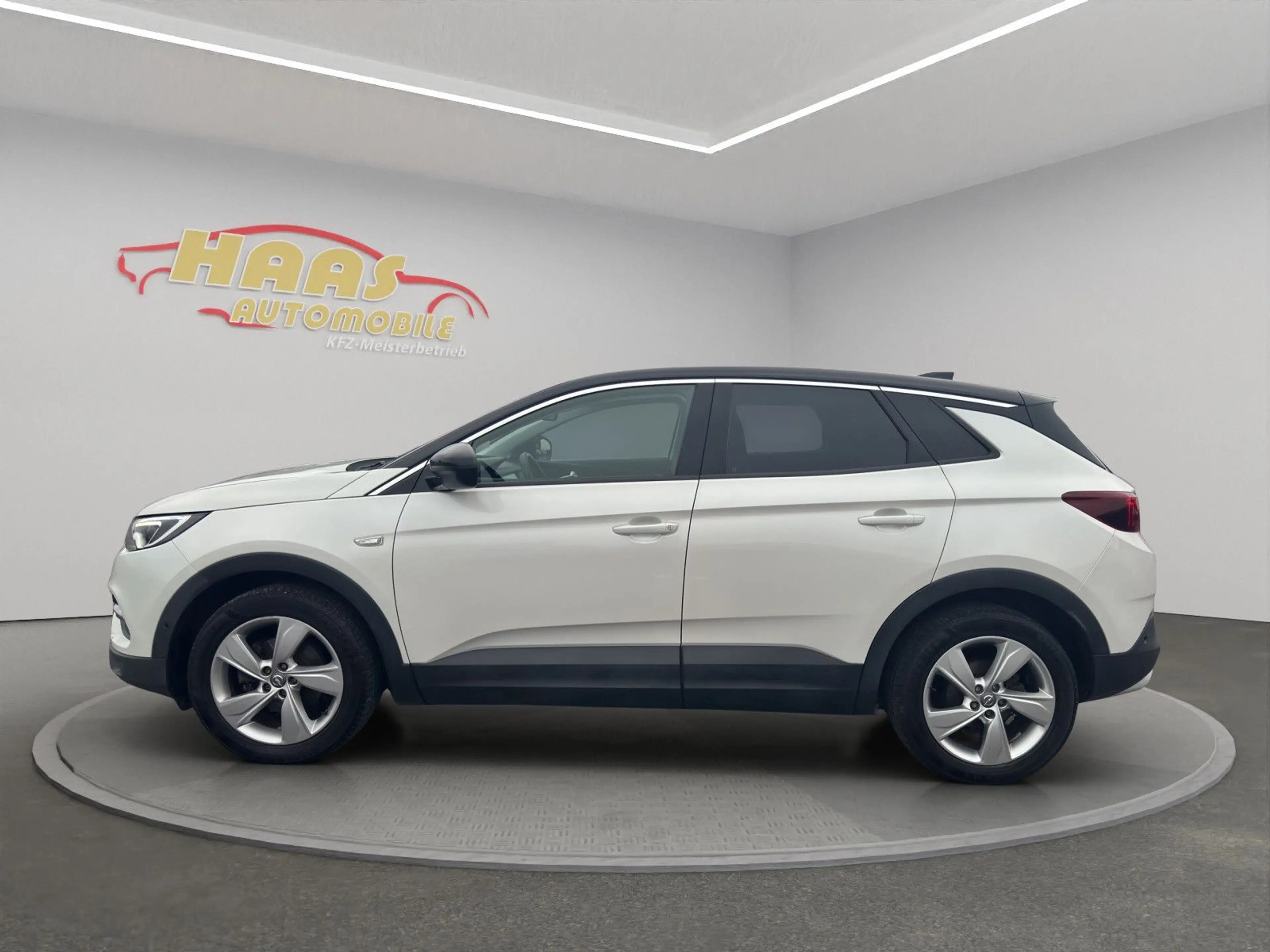 Opel Grandland X Grandland Innovation *LED*Leder*Kamera*Tempomat* — photo 8