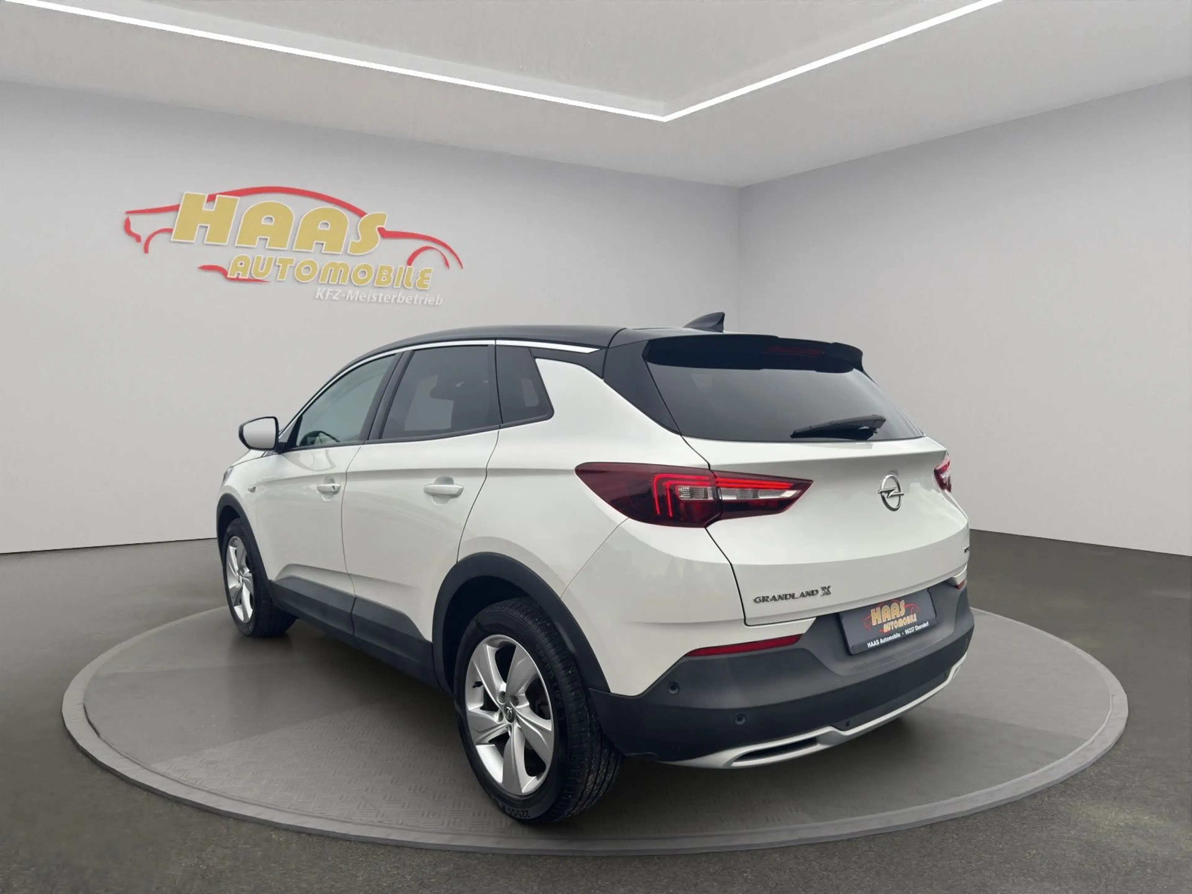 Opel Grandland X Grandland Innovation *LED*Leder*Kamera*Tempomat* — photo 7
