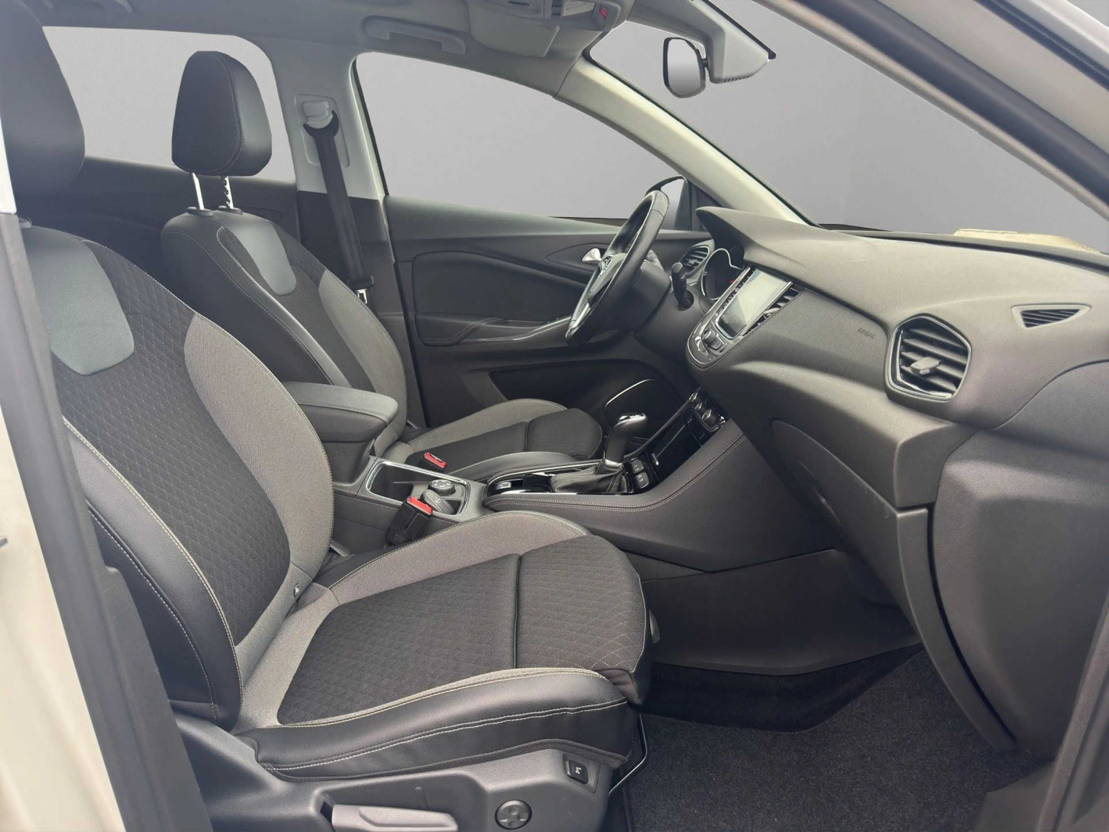 Opel Grandland X Grandland Innovation *LED*Leder*Kamera*Tempomat* — photo 11