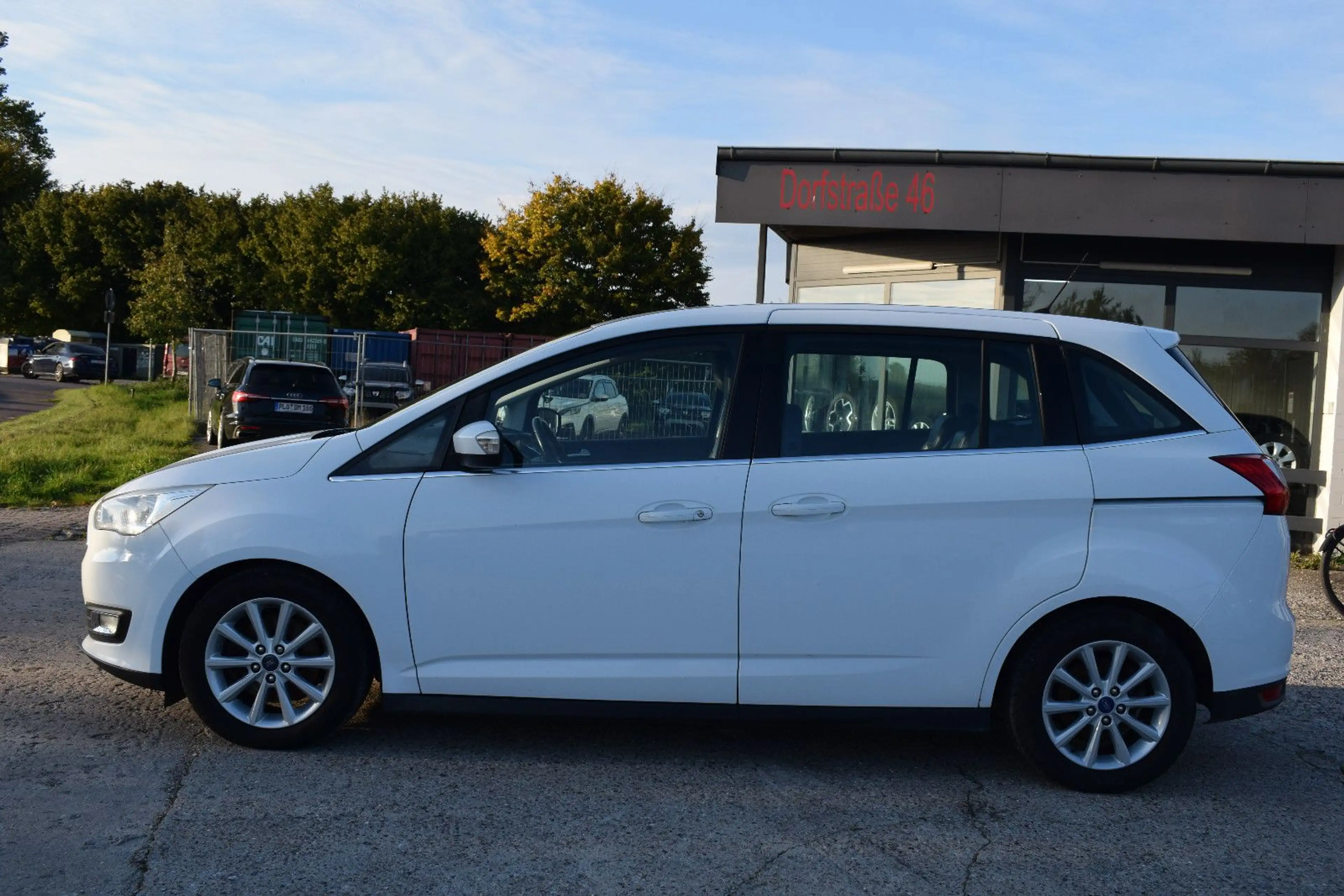 Ford Grand C-Max Grand C-MAX Titanium ZAHNRIMEMN NEU — photo 6