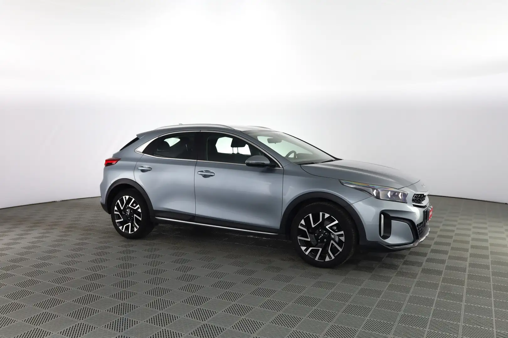 Kia XCeed Xceed 1.5 T-GDi 160 CV MHEV DCT Business Grigio - 2