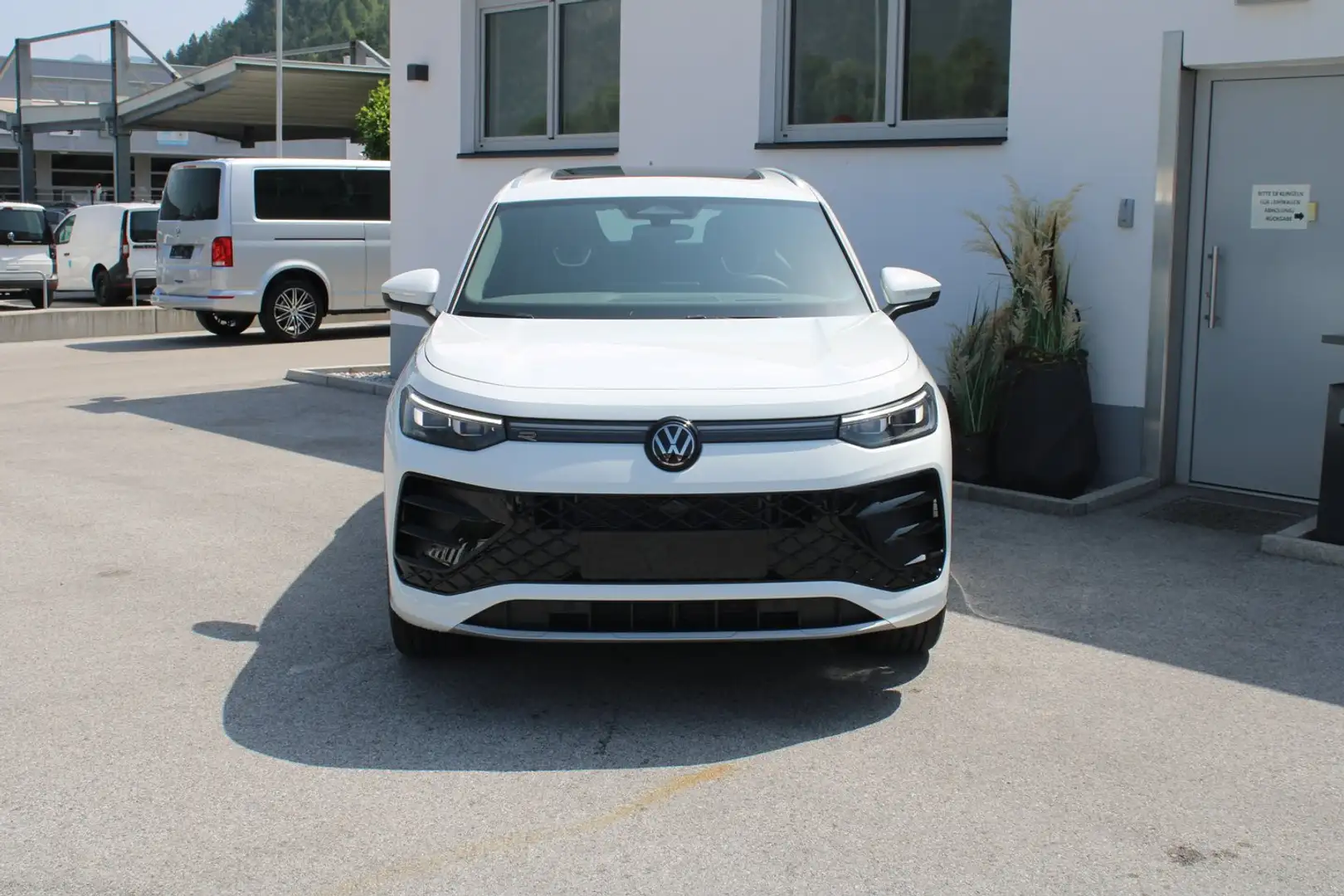 Volkswagen Tayron Sport TDI 4MOTION DSG Weiß - 2