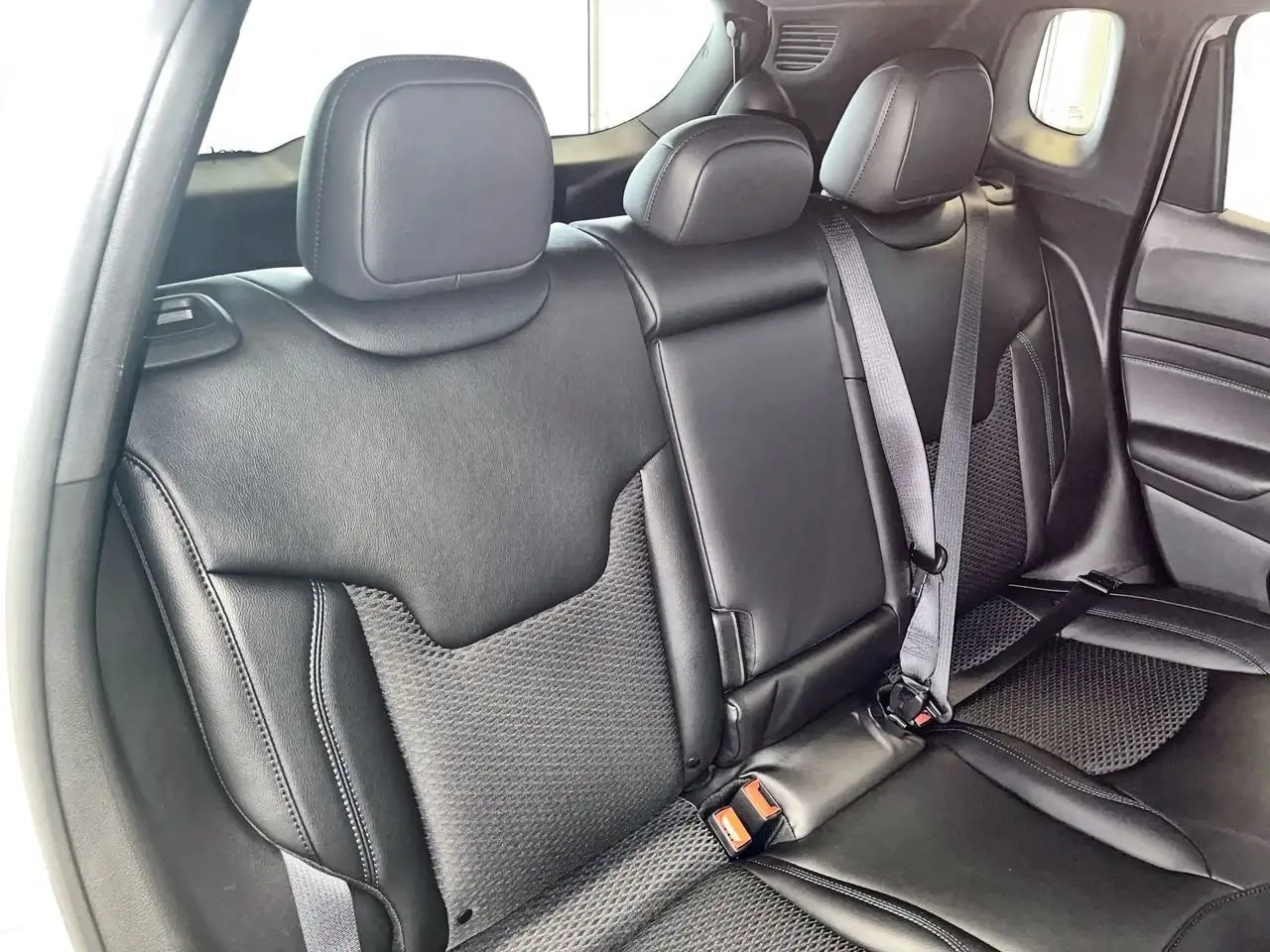 Jeep Compass снимка Jeep Compass